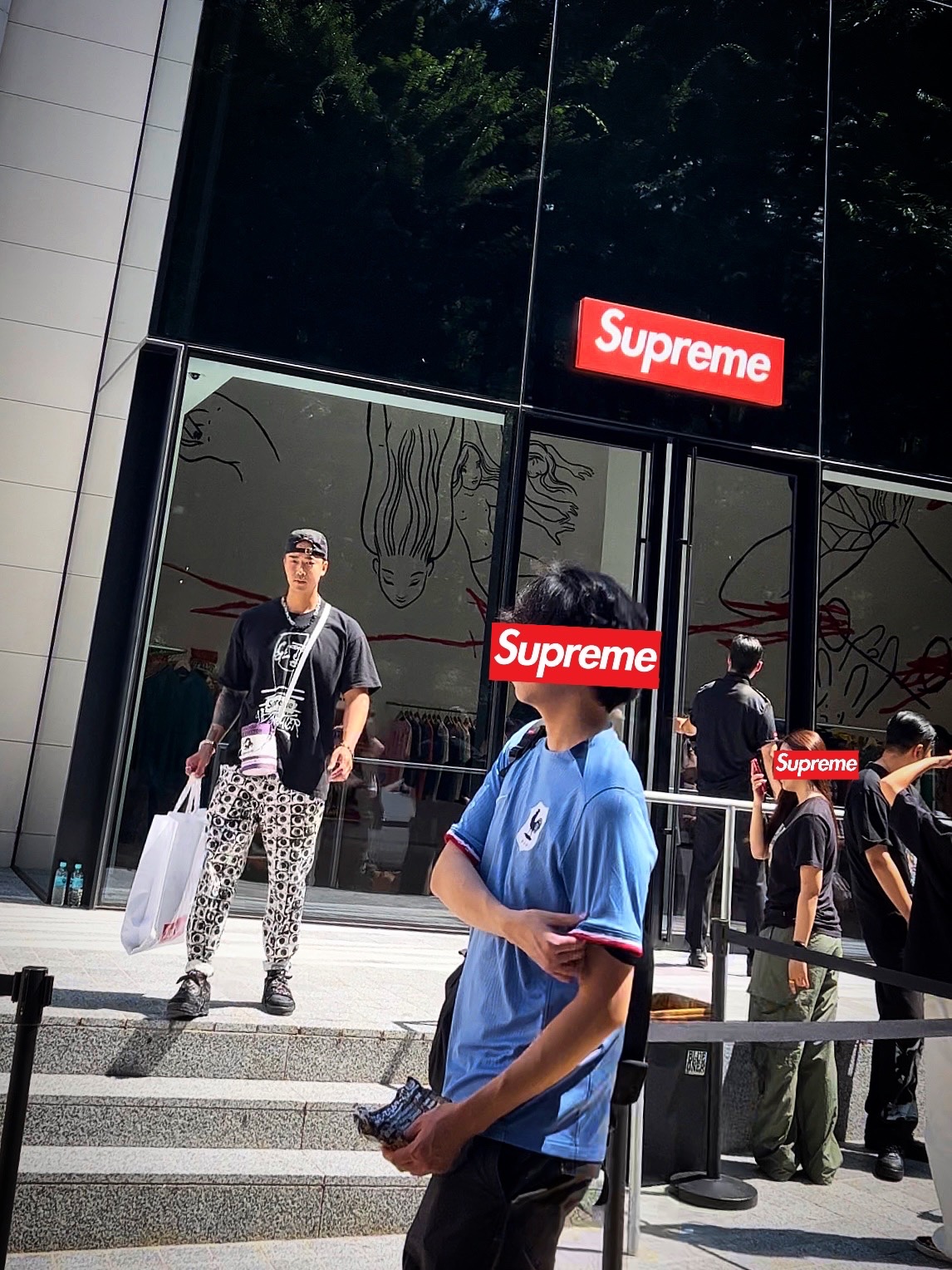 Supreme x Jean Paul Gaultier T-Shirt Black - 19SS, Supreme x Nike Lightweight Crew Socks Black (1 Pack) 착용 스타일 - 5