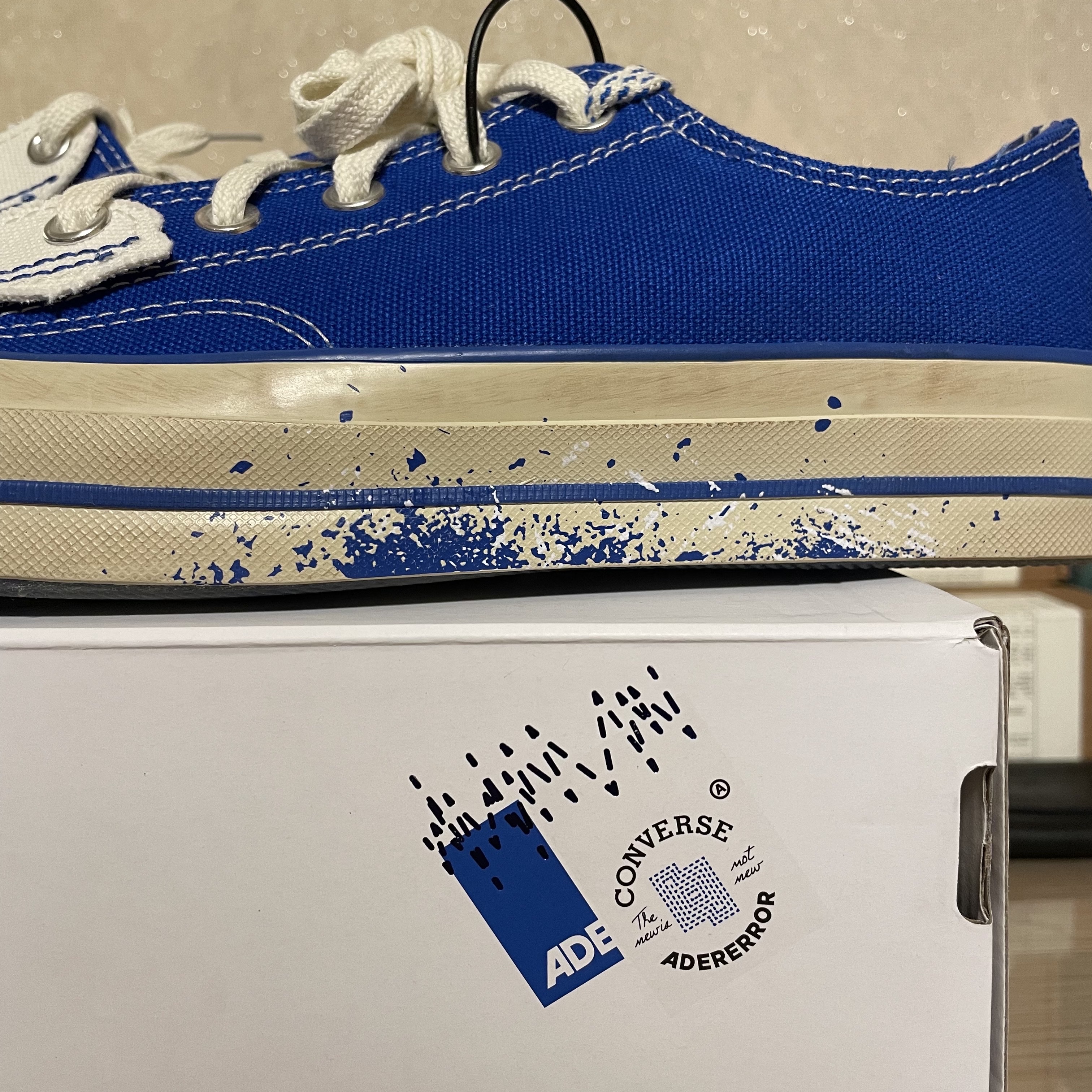Converse x Ader Error Chuck 70 Ox Imperial Blue 착용 스타일 - 4