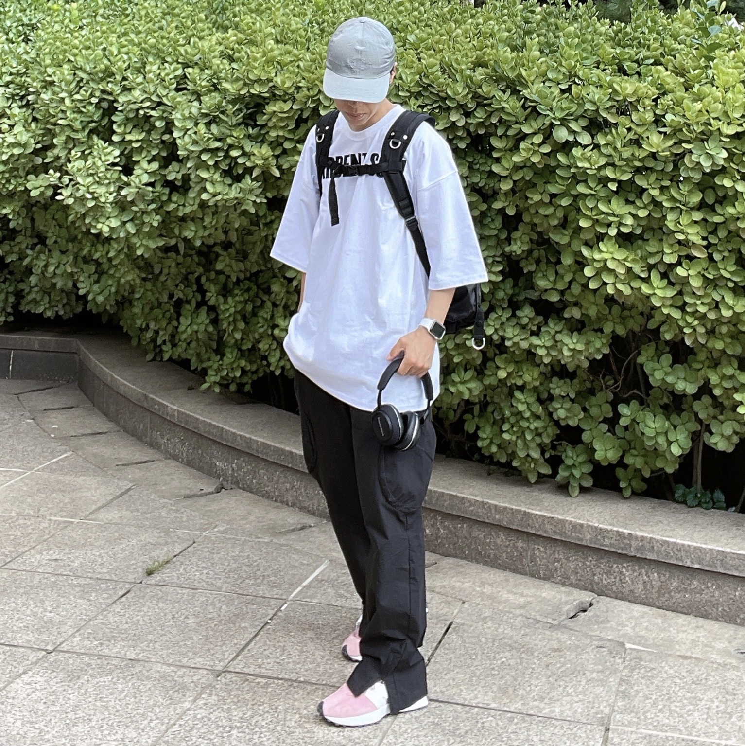 New Balance 327 Pink, Sansan Gear Cargo Pants Black - 23SS 착용 스타일 - 2