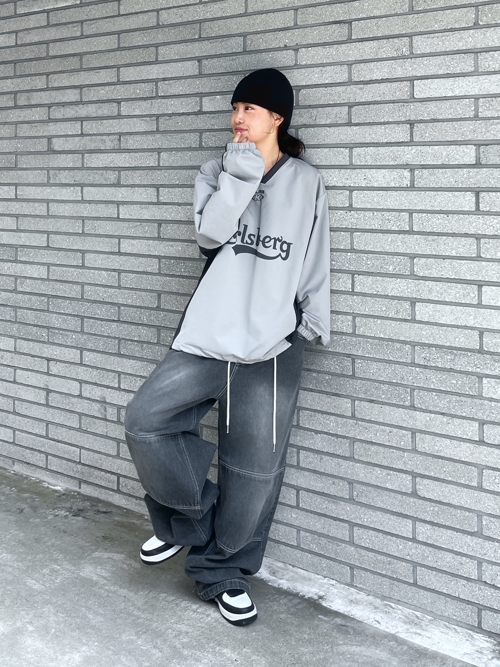 Nike x Stussy Air Force 1 '07 Mid SP Black and Light Bone 착용 스타일