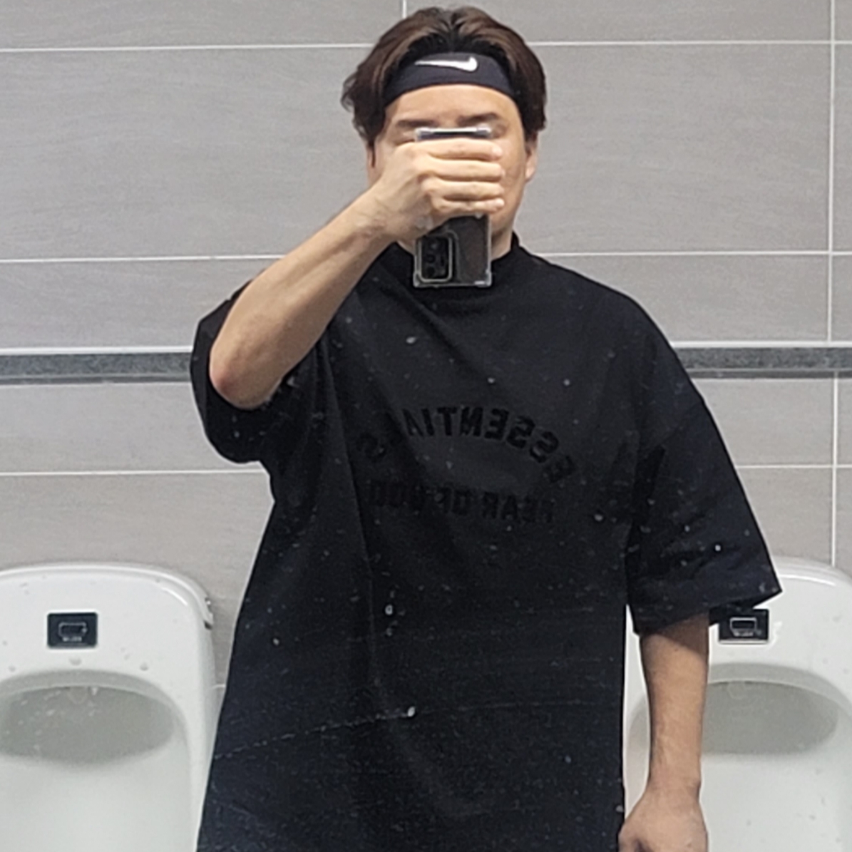 Essentials The Black Collection T-Shirt Black - 23SS 착용 스타일