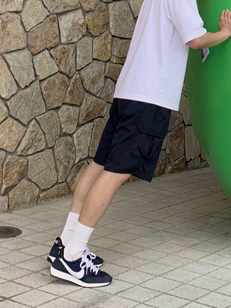 Nike Air Tailwind 79 Navy White 착용 스타일 - 1