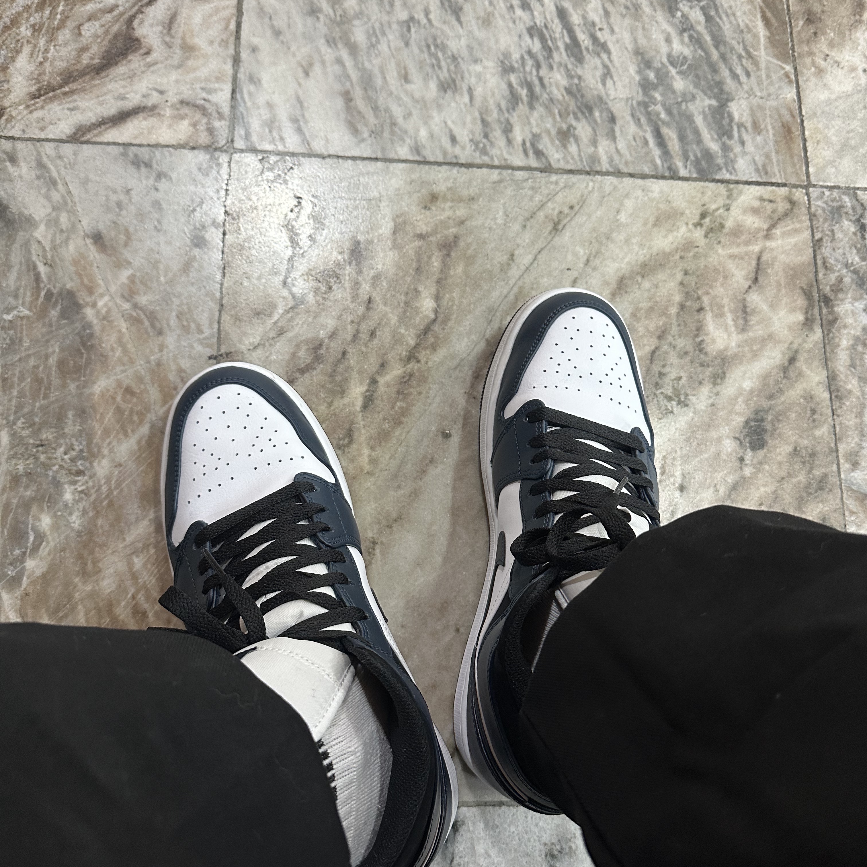 Jordan 1 Mid Dark Teal 착용 스타일 - 2