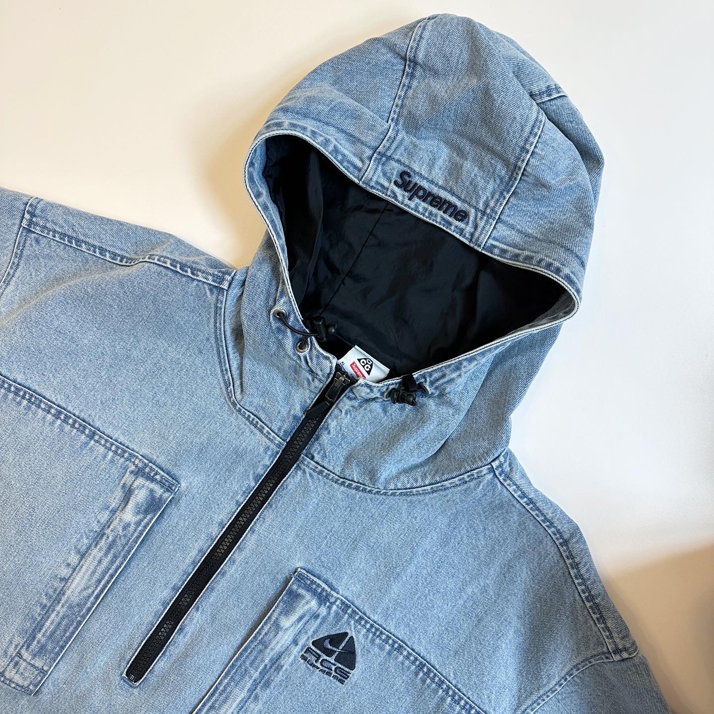 Supreme x Nike ACG Denim Pullover Washed Blue - 22FW, Hoka Anacapa Mid Gore-Tex Shifting Sand 착용 스타일 - 3