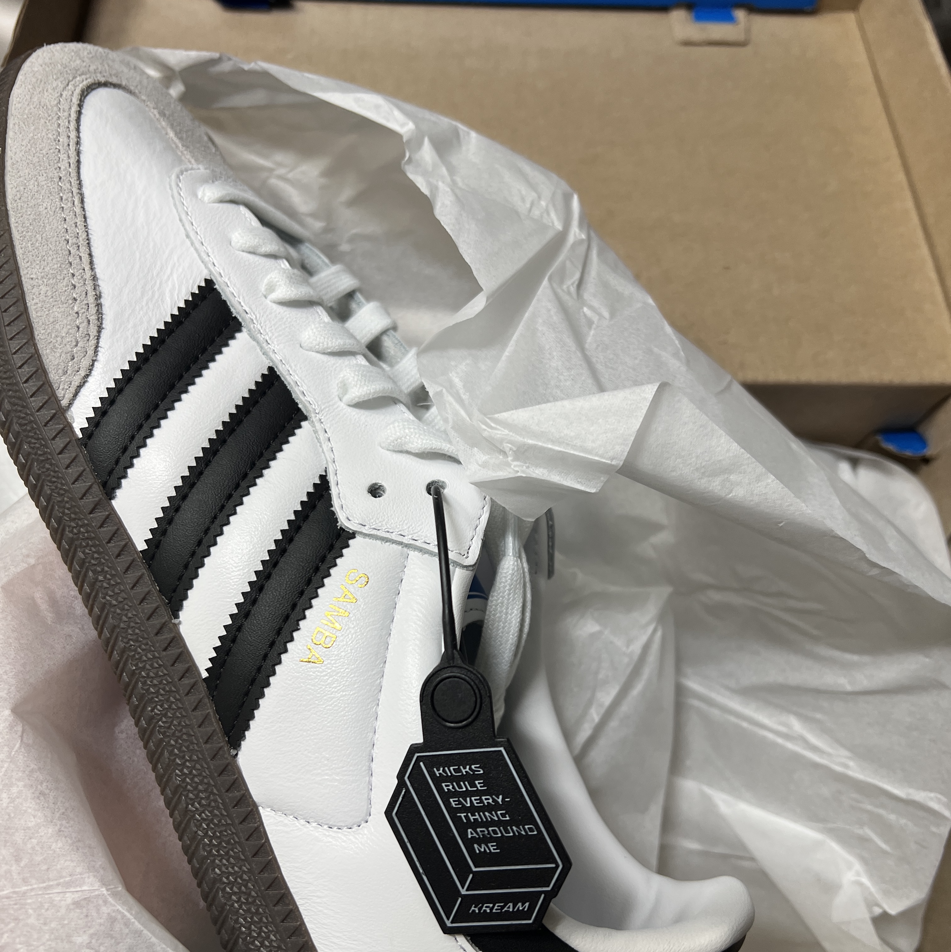 Adidas Samba OG Cloud White 착용 스타일