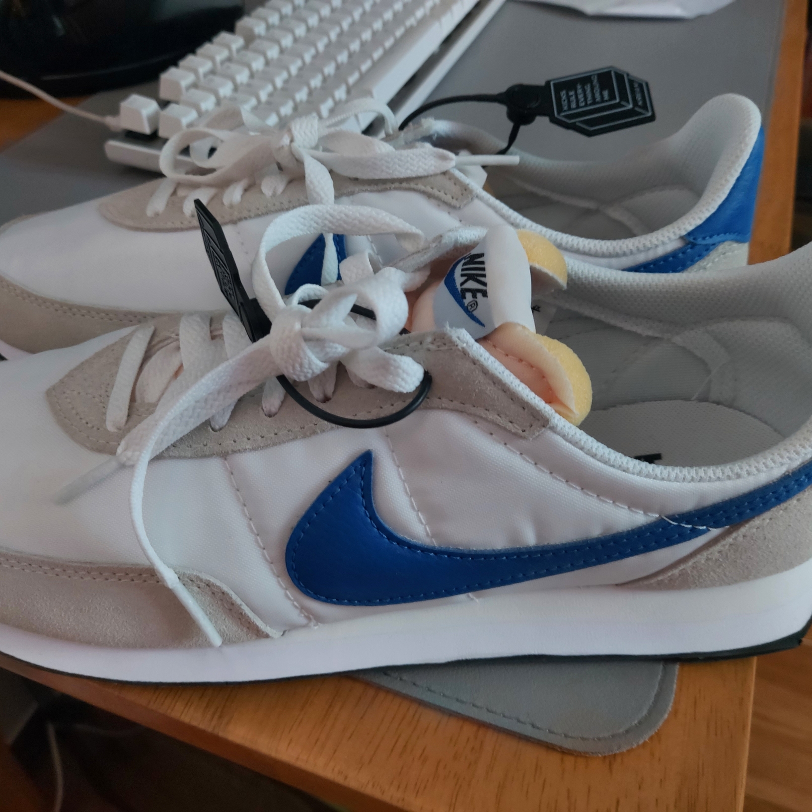 (W) Nike Waffle Trainer 2 White Game Royal 착용 스타일