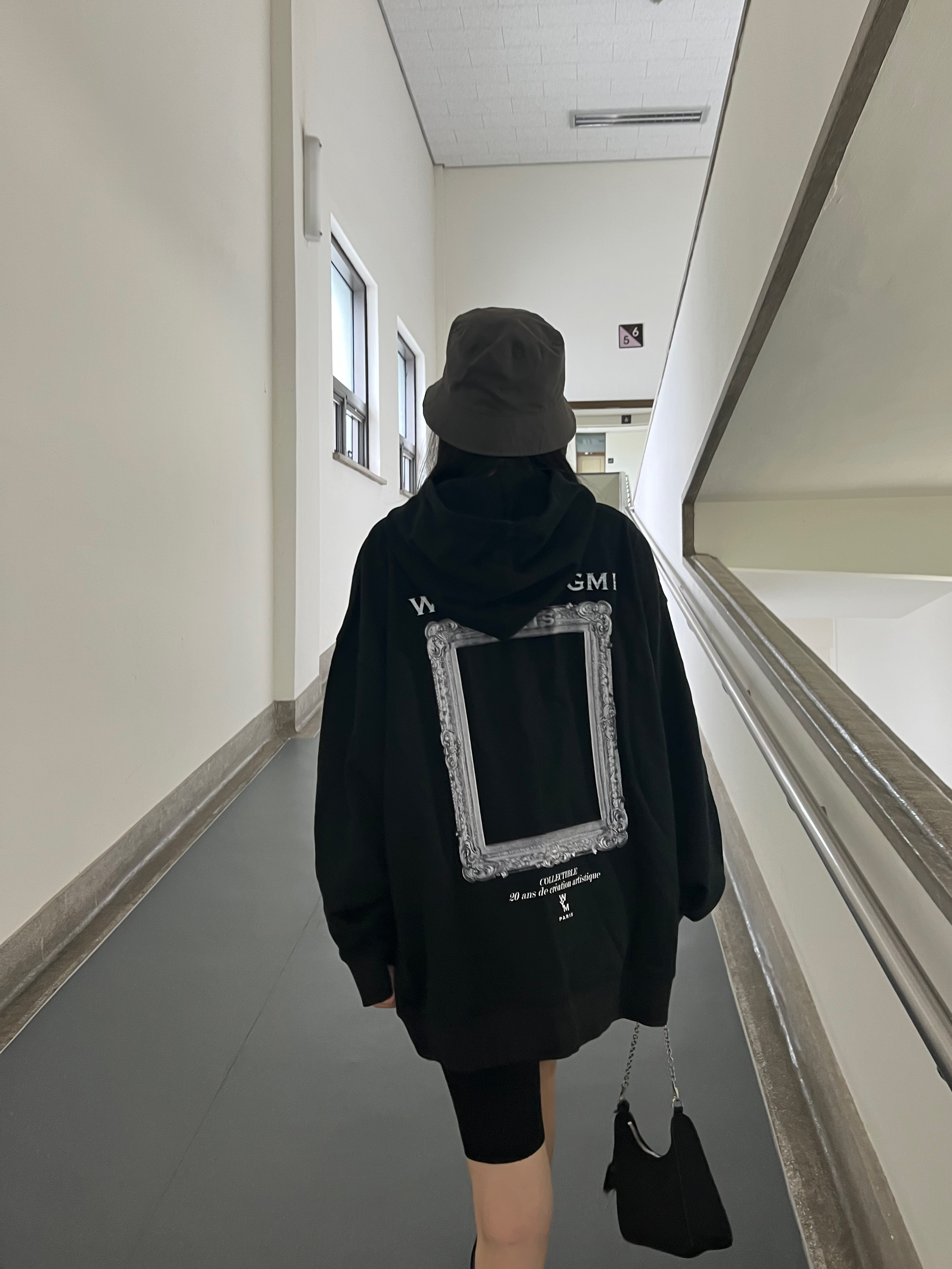 Wooyoungmi Frame Back Logo Hooded Sweatshirt Black - 23SS, Salomon XA-Alpine 2 Black 착용 스타일 - 2