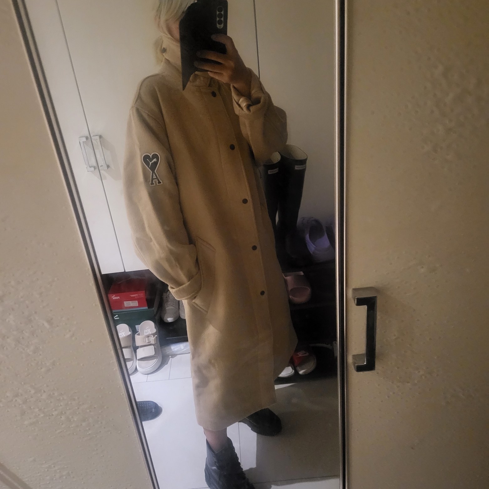 Puma x AMI Coat Light Sand 착용 스타일 - 3
