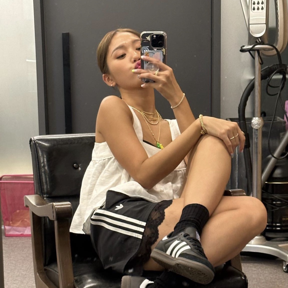 Adidas Train Essentials Pique 3-Stripes Training Shorts Black - KR Sizing, (W) Adidas Future Icon 3-Stripes Shorts Black - KR Sizing 착용 스타일 - 3