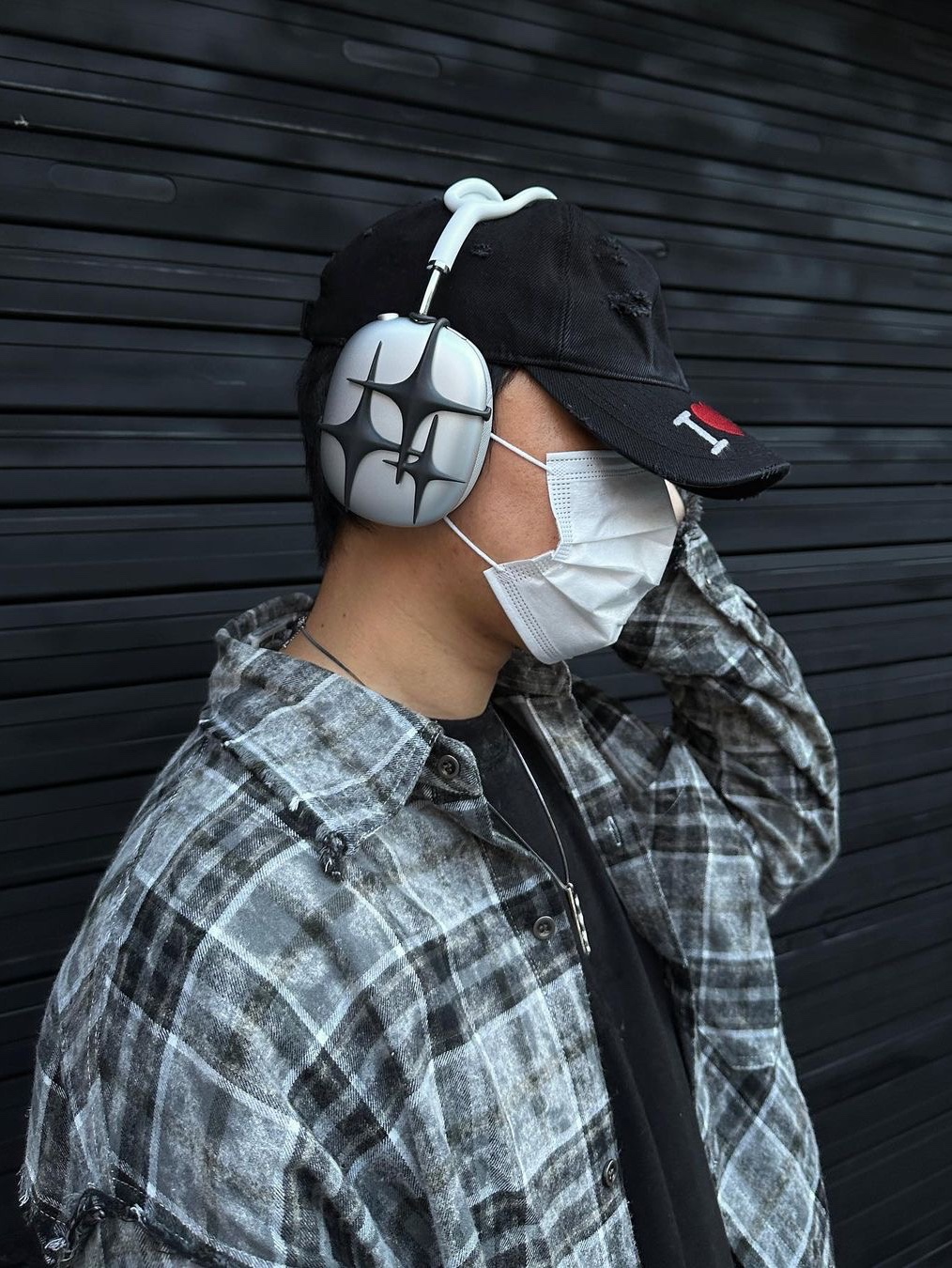 Test Artifact Era Max 002 Black, Test Artifact Era Max 002 White 착용 스타일 - 2