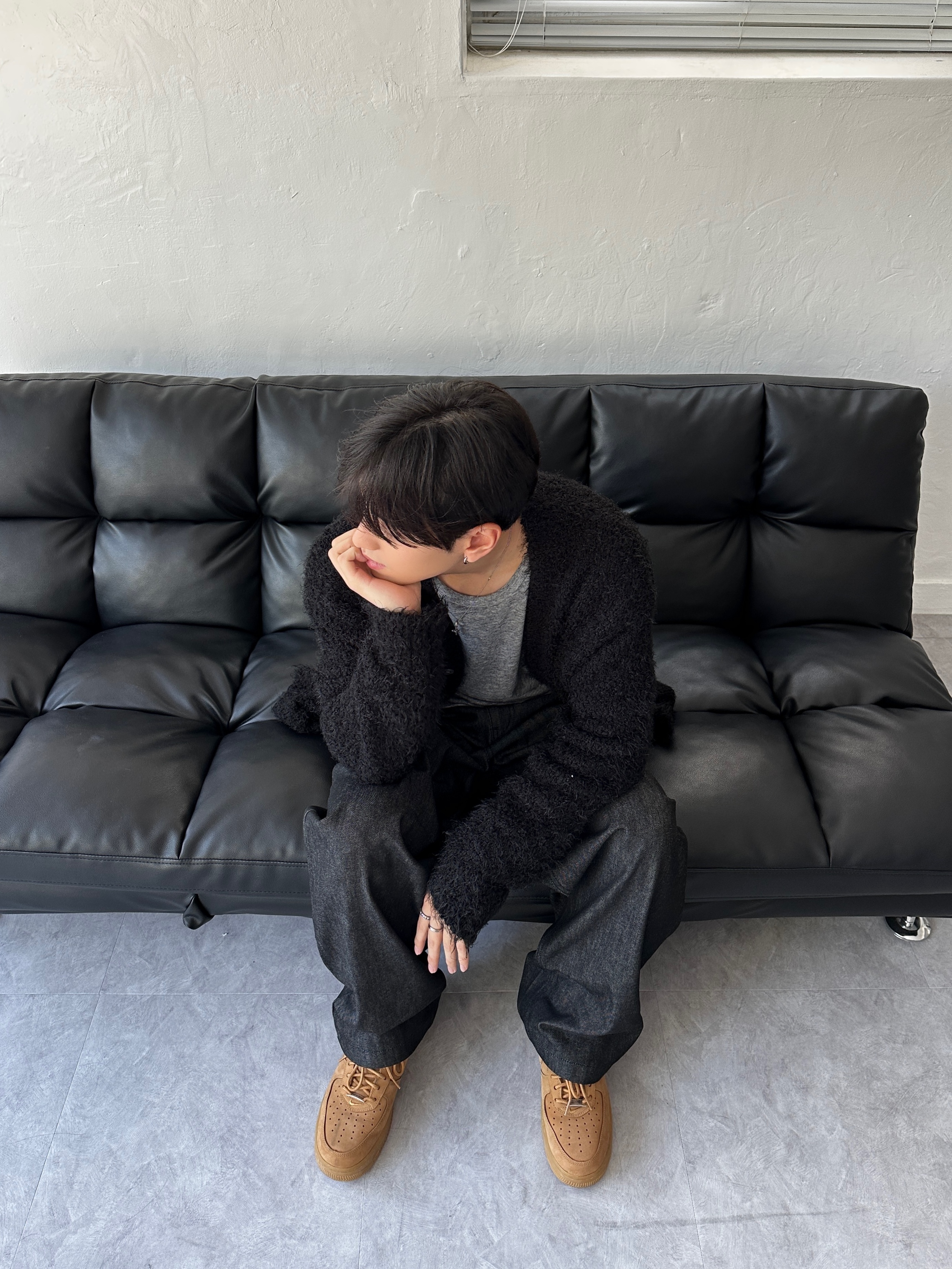 Apple iPhone 14 Pro 512GB Space Black (Korean Ver.), Nike x Supreme Air Force 1 Low Flax 착용 스타일 - 5