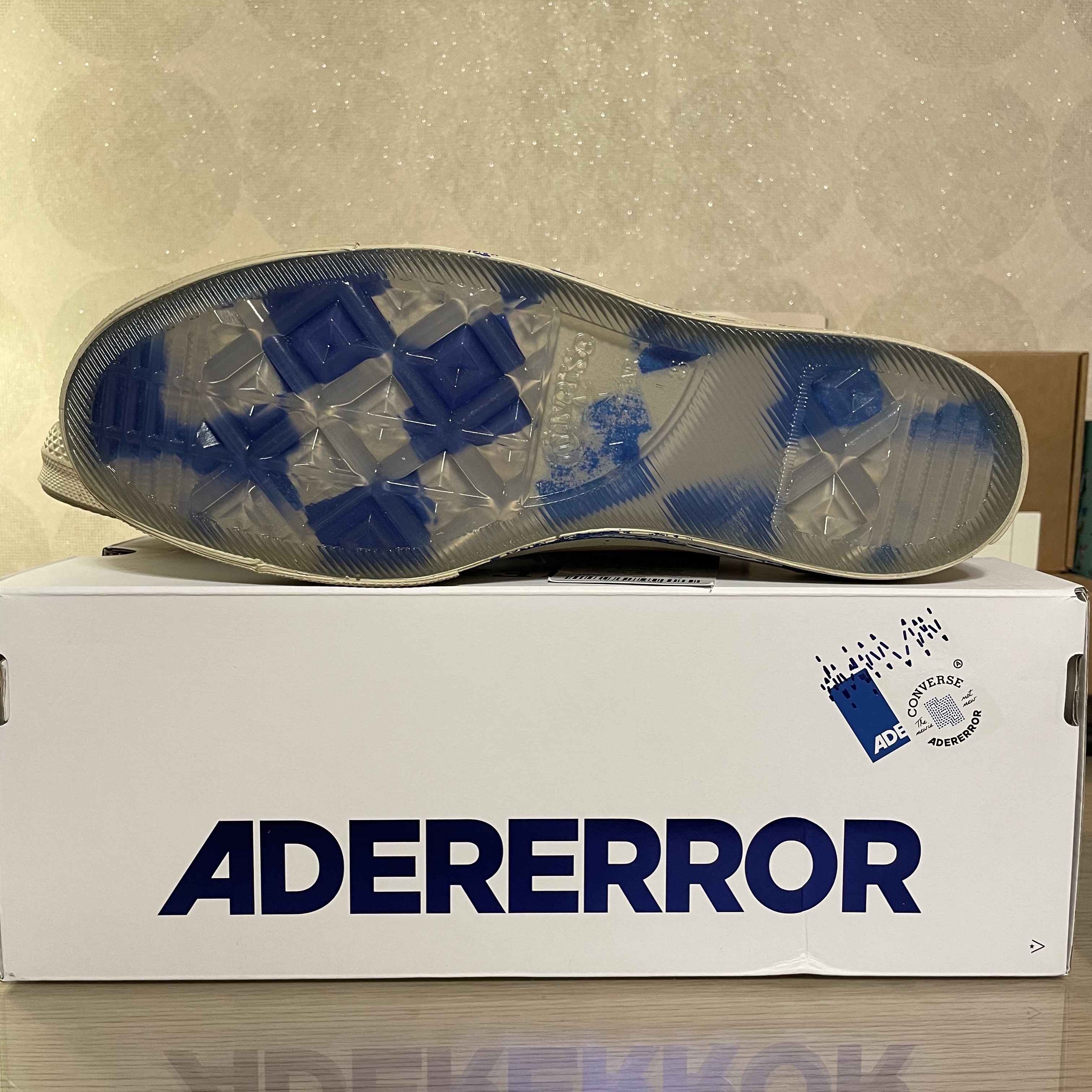 Converse x Ader Error Chuck 70 Ox Imperial Blue 착용 스타일 - 3