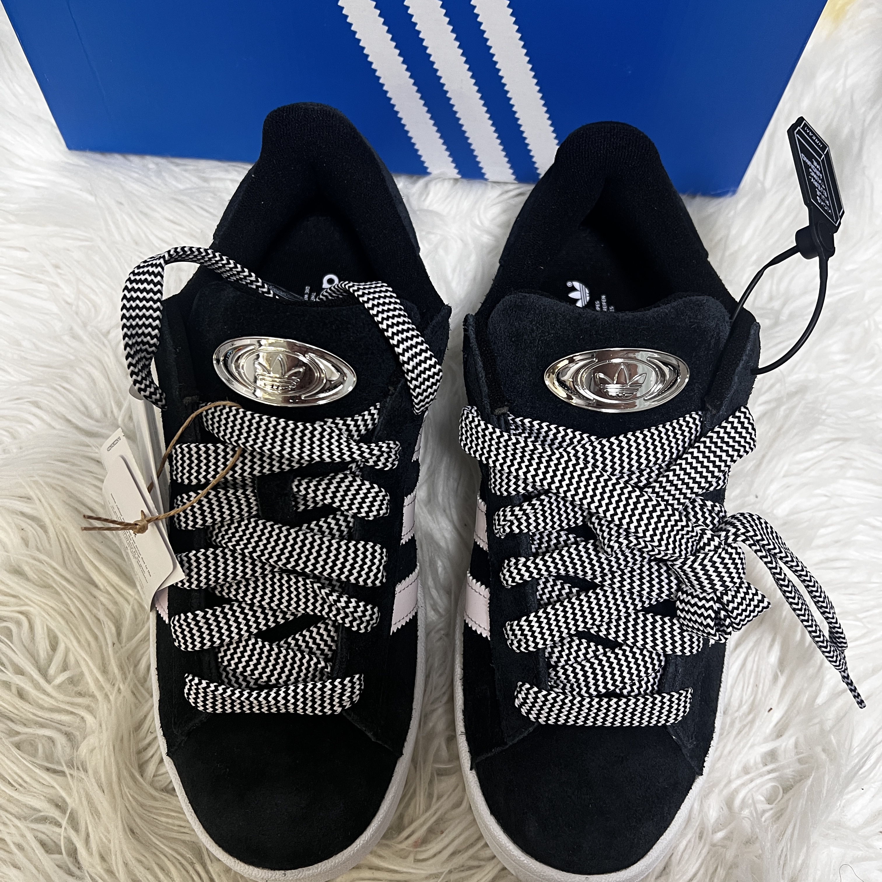 (W) Adidas Campus 00s Core Black Almost Pink 착용 스타일 - 3
