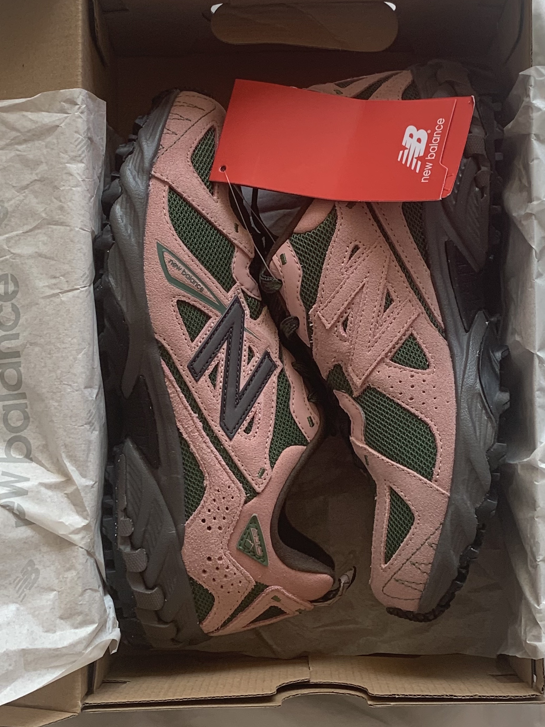 New Balance ML610T Pink Moon - D Standard 착용 스타일