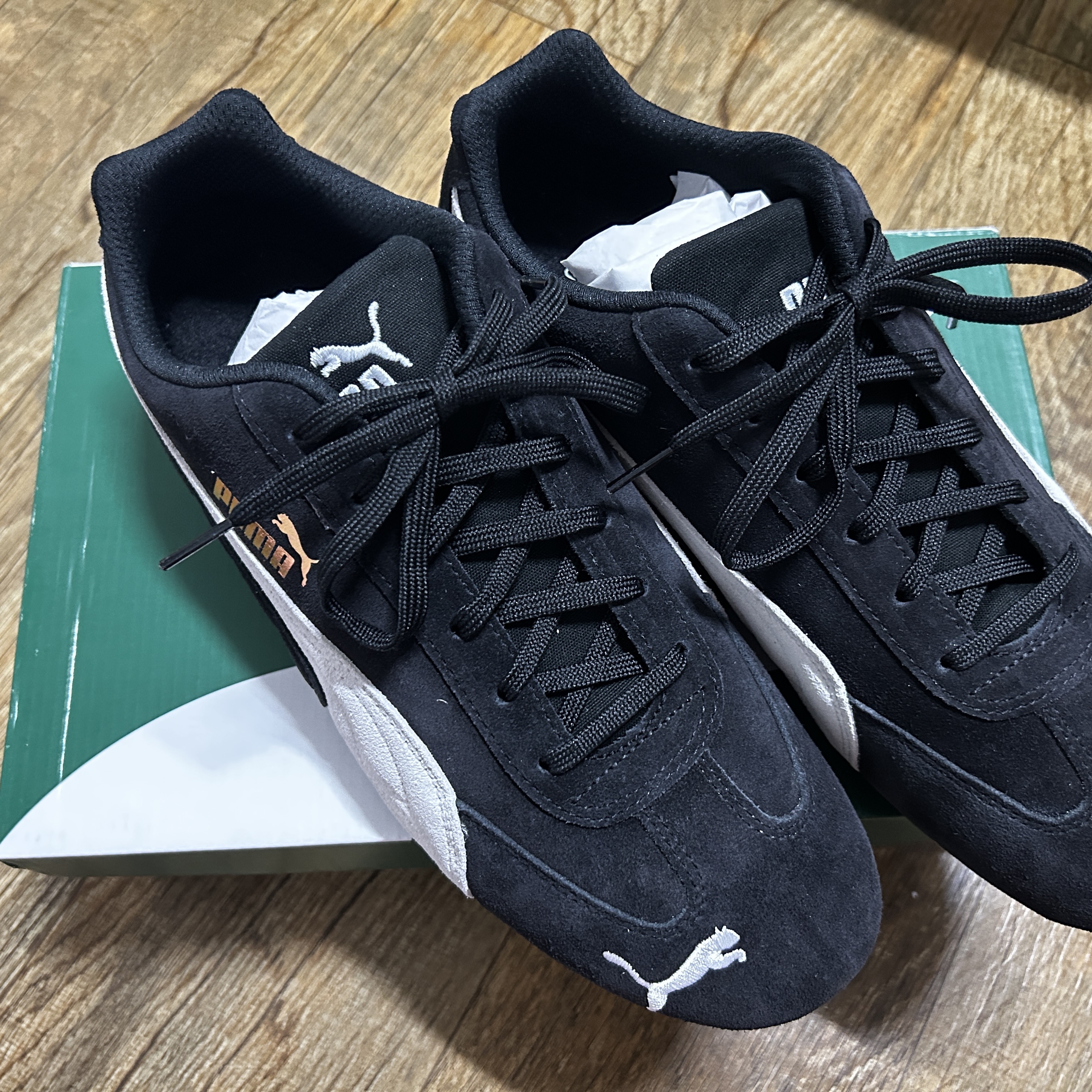 Puma Speedcat LS Black White 착용 스타일 - 4