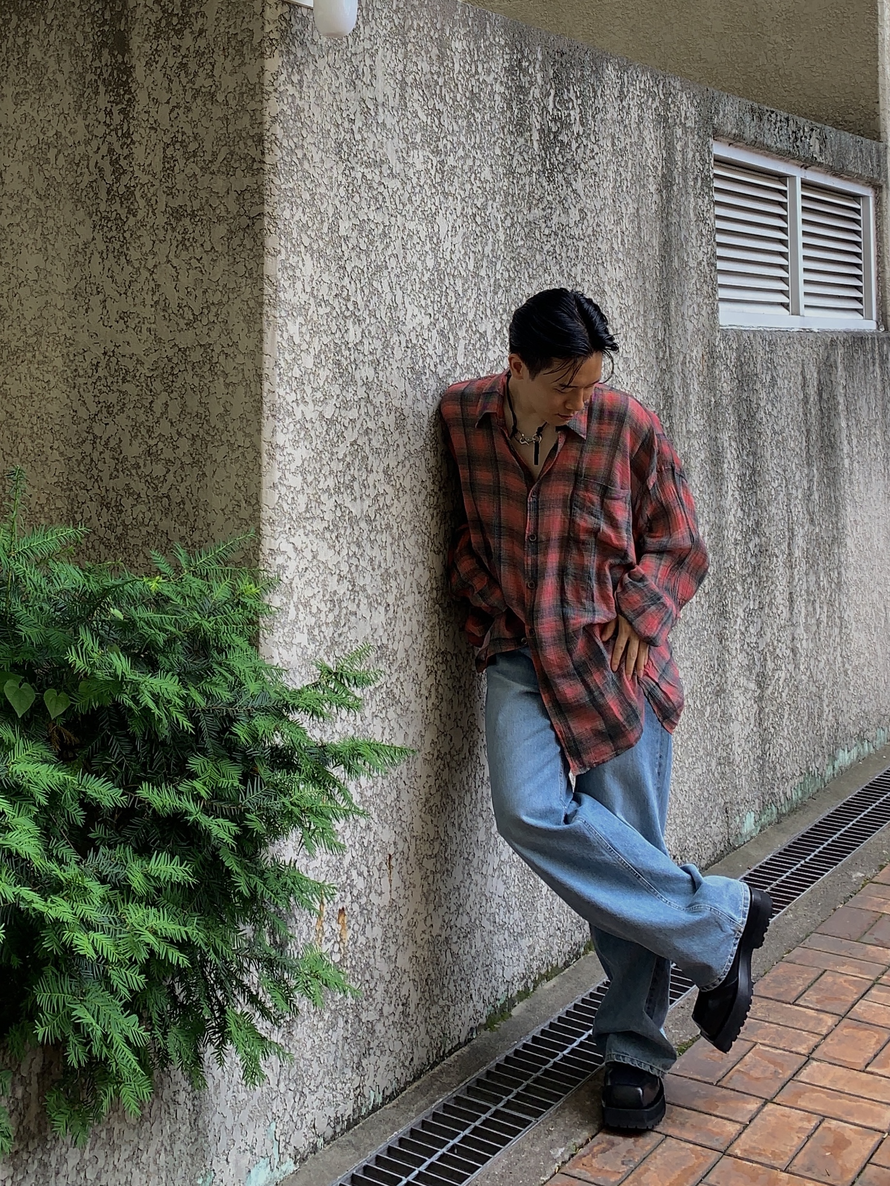 Our Legacy Borrowed Shirt Big Lumbercheck Print 착용 스타일 - 3