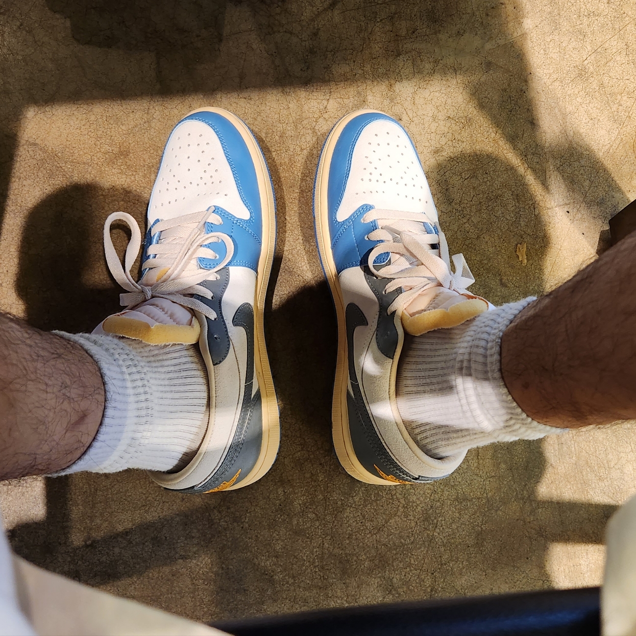 Jordan 1 Low SE Tokyo 96 착용 스타일
