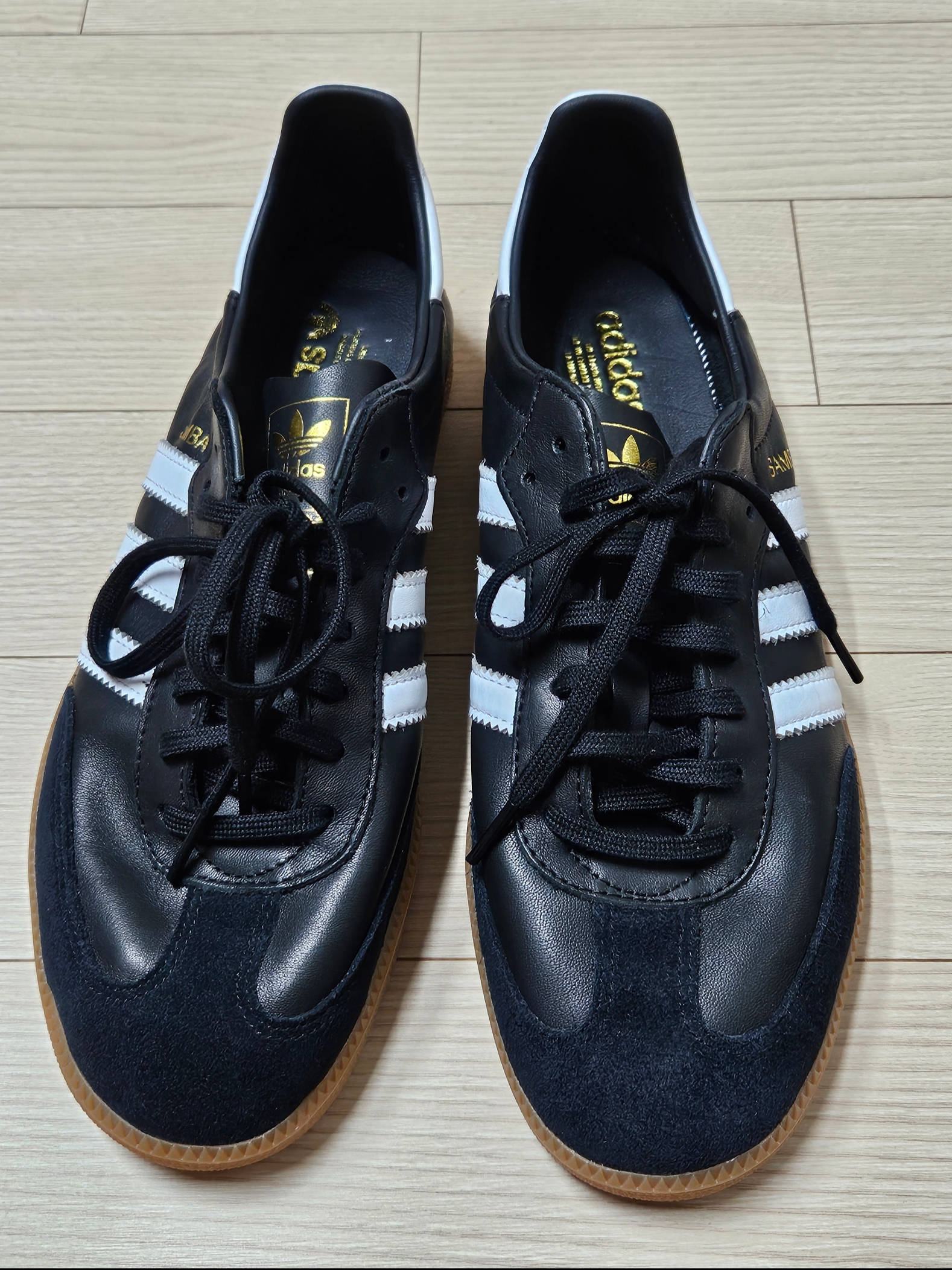 Adidas Samba Decon Core Black 착용 스타일