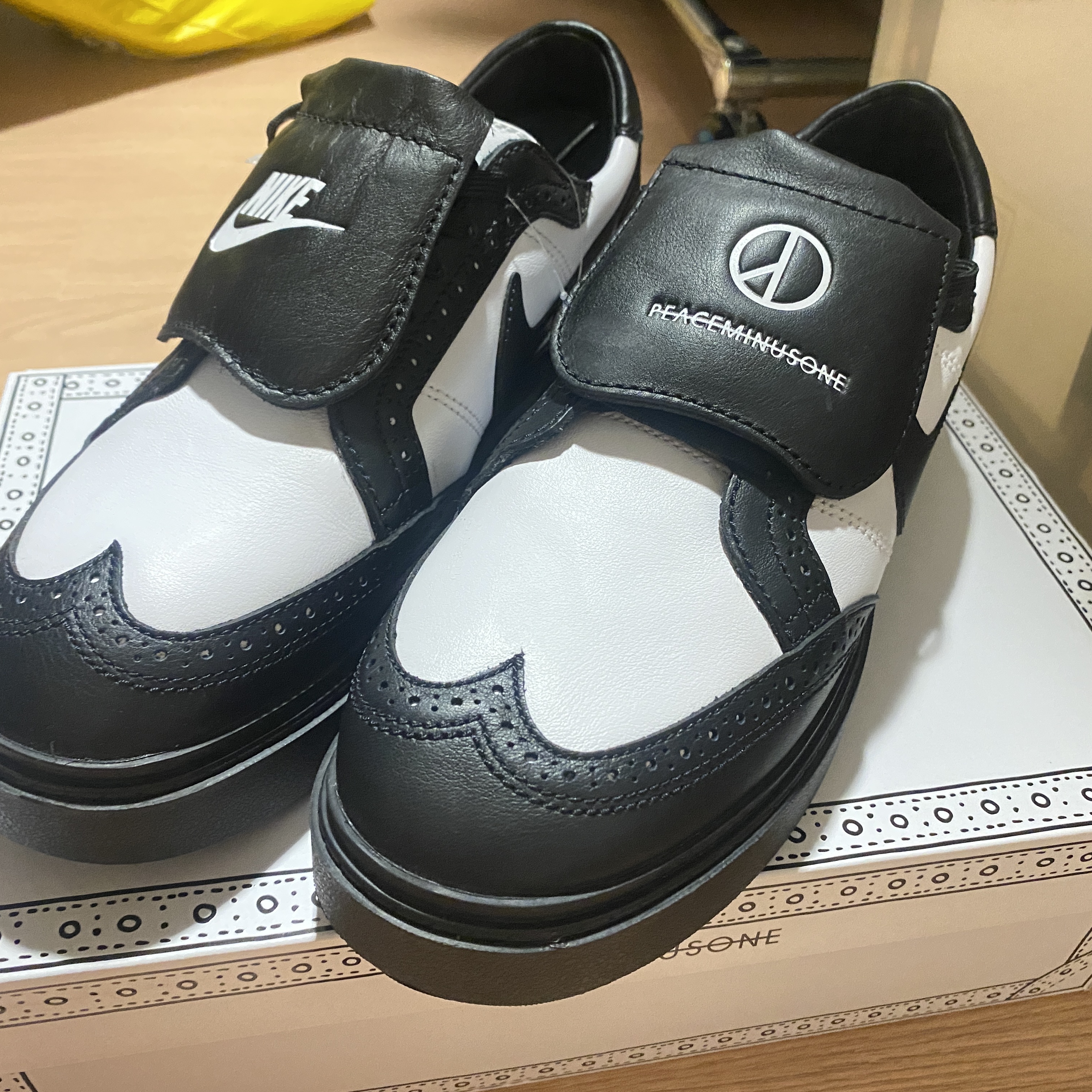 Nike x Peaceminusone Kwondo1 Black and White 착용 스타일