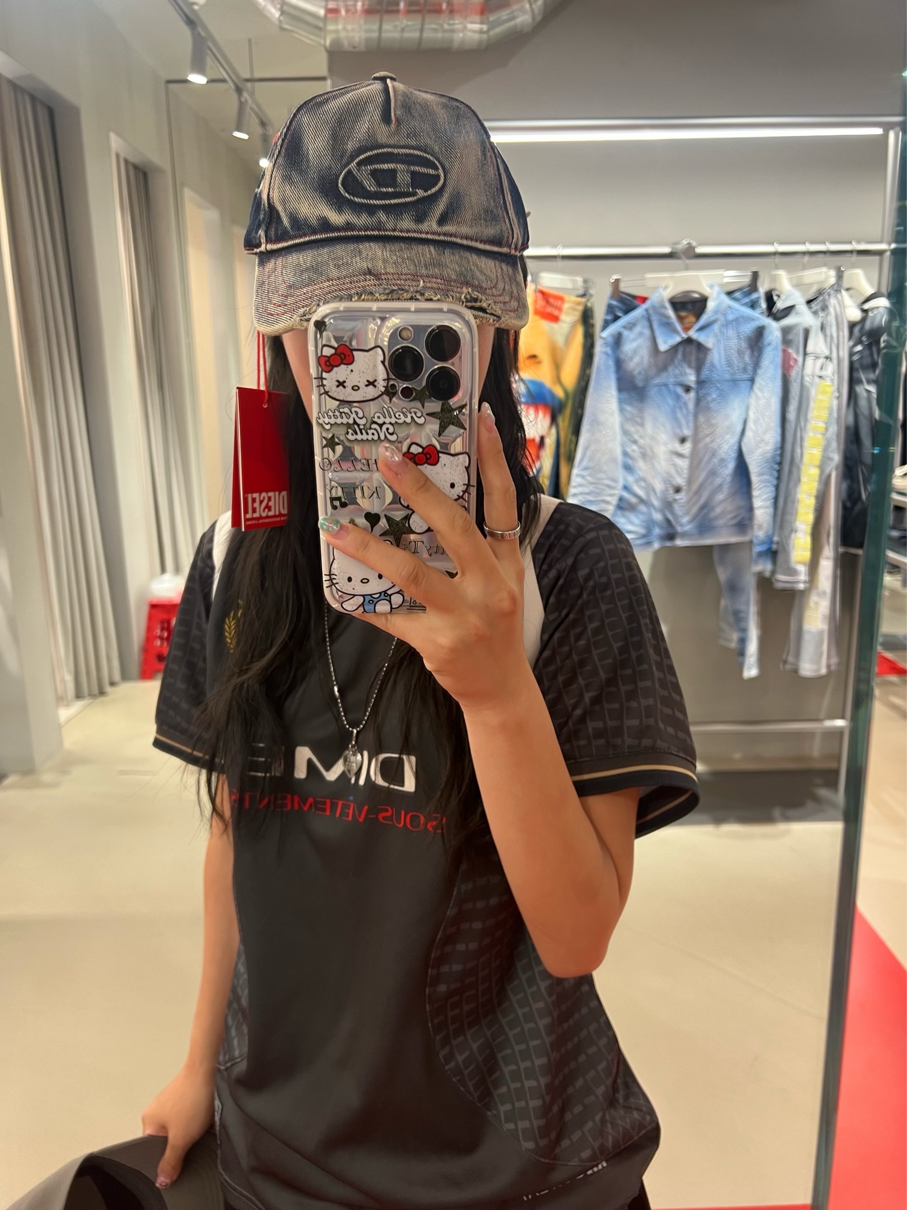 Diesel C-Seymon Treated Denim Baseball Cap Blue White, Human Made Five Heart Necklace Silver 착용 스타일