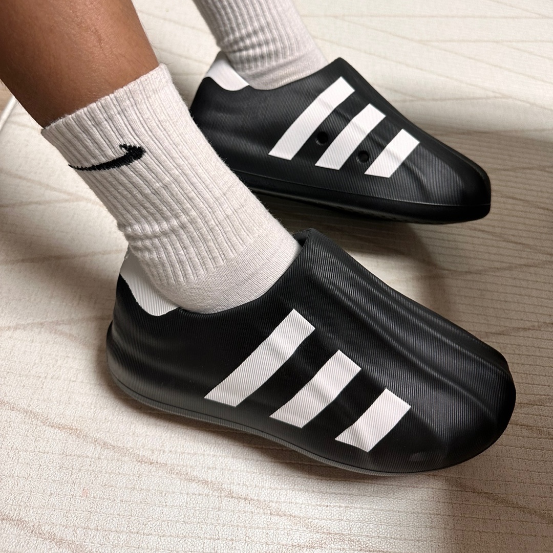 Adidas Adifom Superstar Core Black Cloud White 착용 스타일