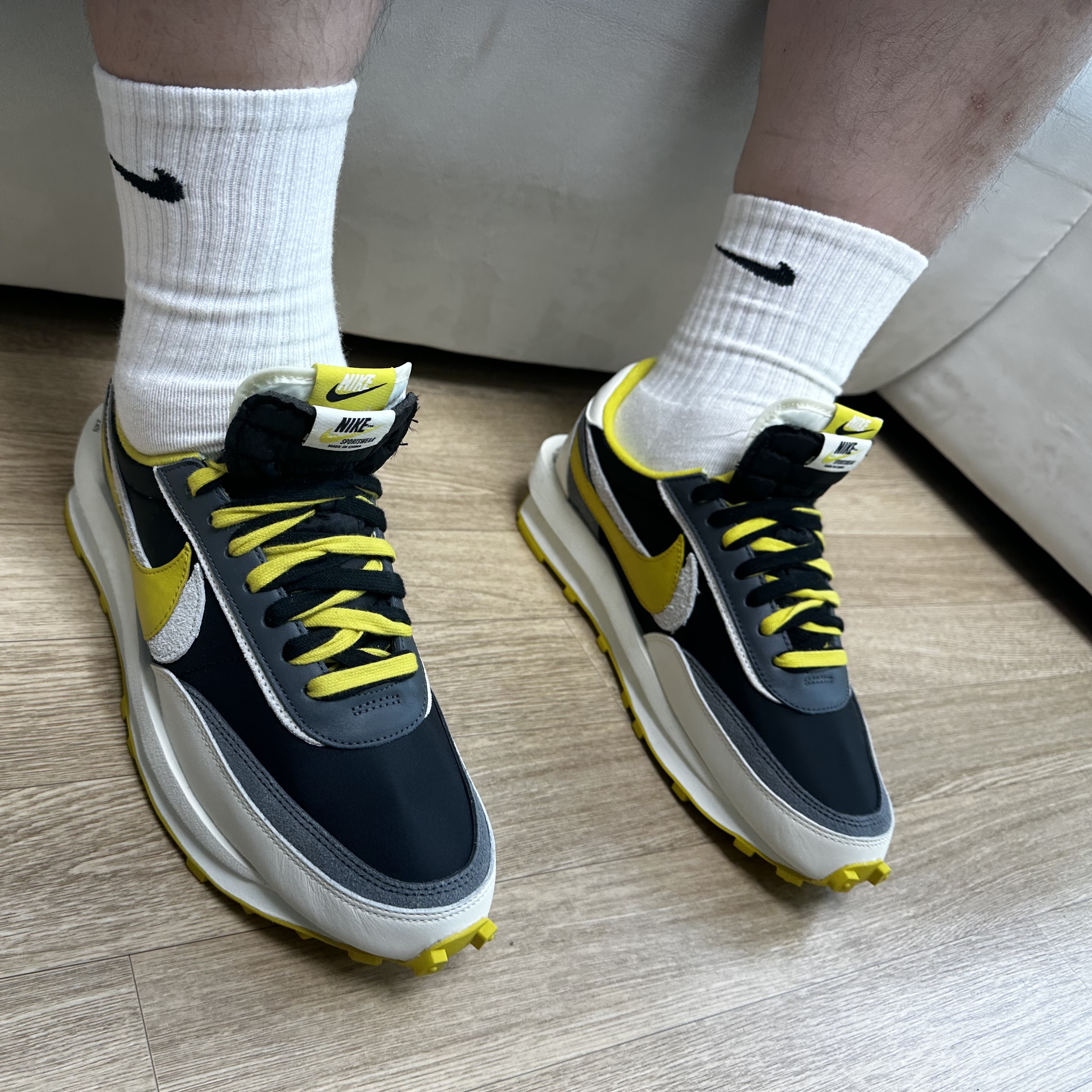 Nike x Sacai x Undercover LDWaffle Black Bright Citron 착용 스타일