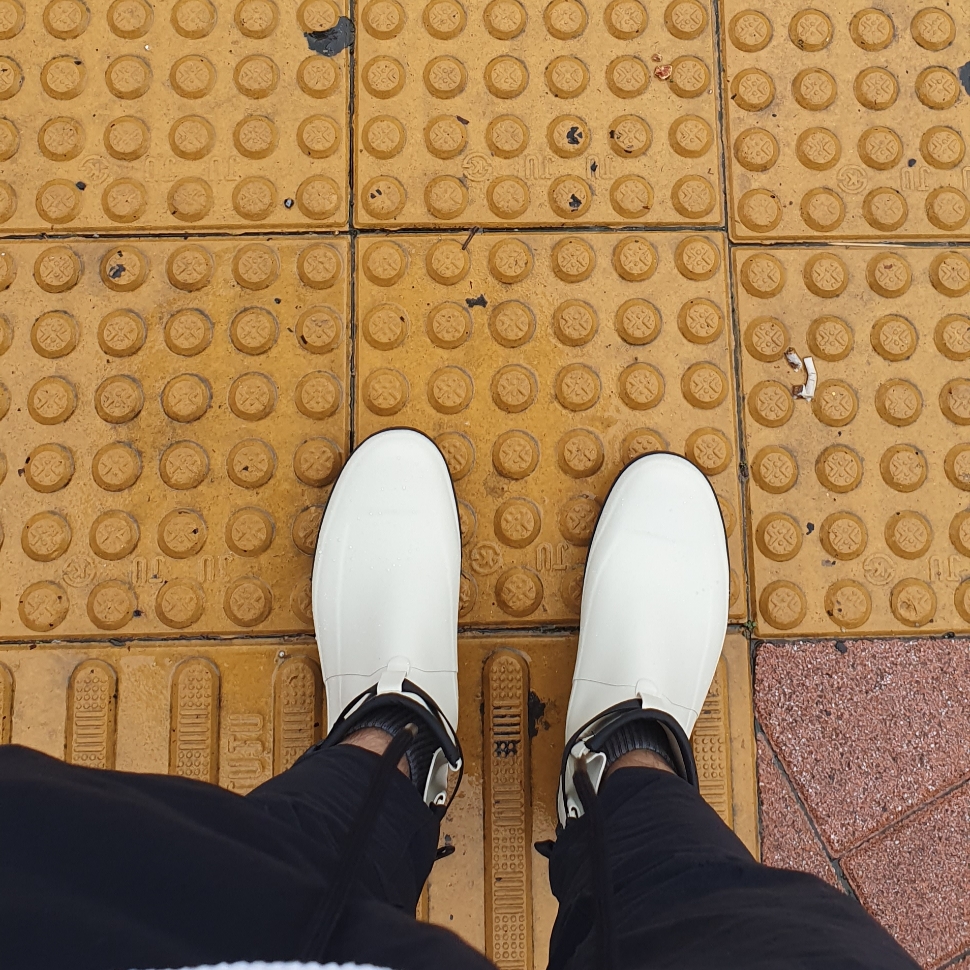 Moonstar 810s ET027 Marke Modi White 착용 스타일