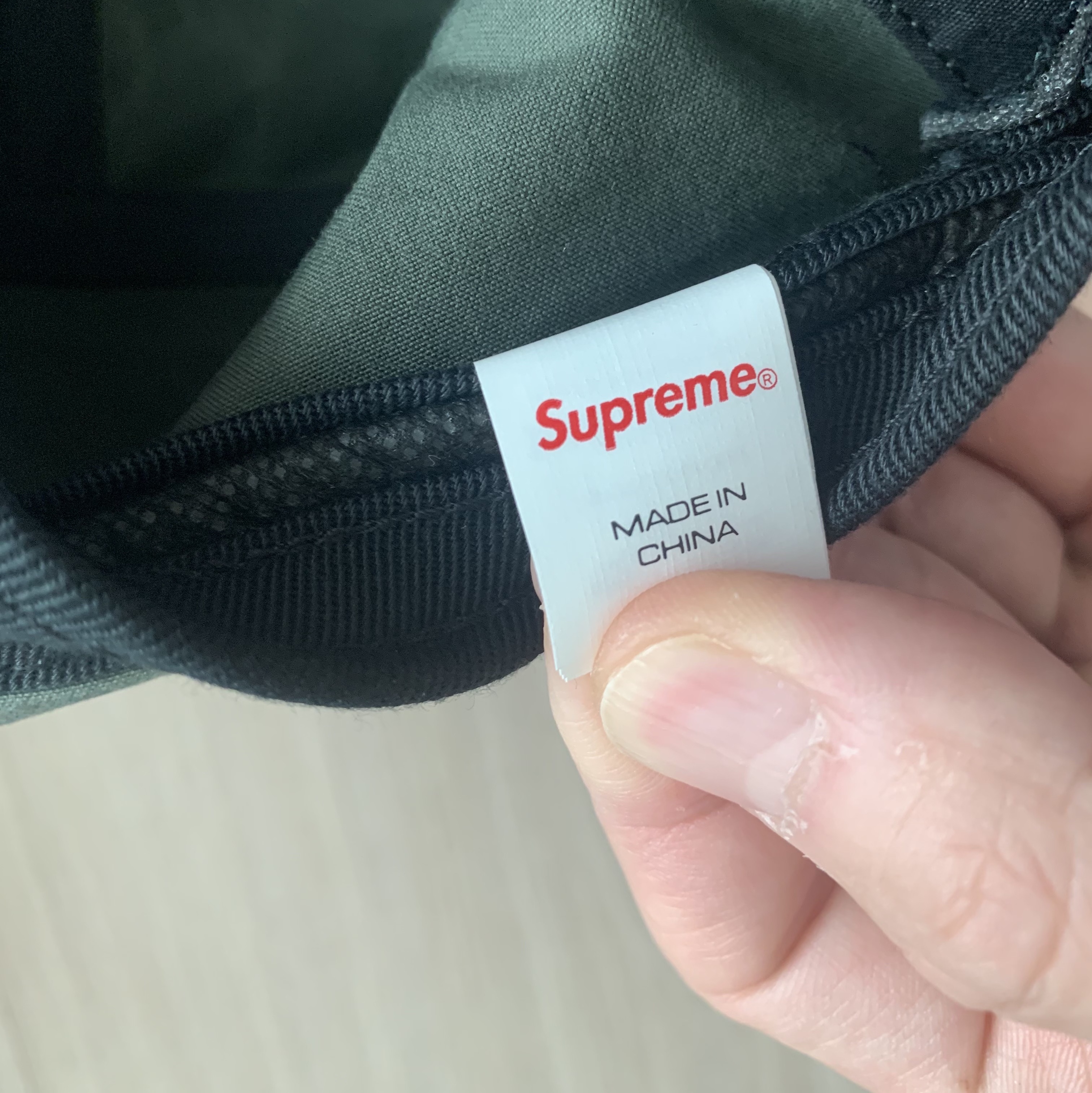 Supreme Waxed Cotton Camp Cap Olive - 23FW 착용 스타일 - 5