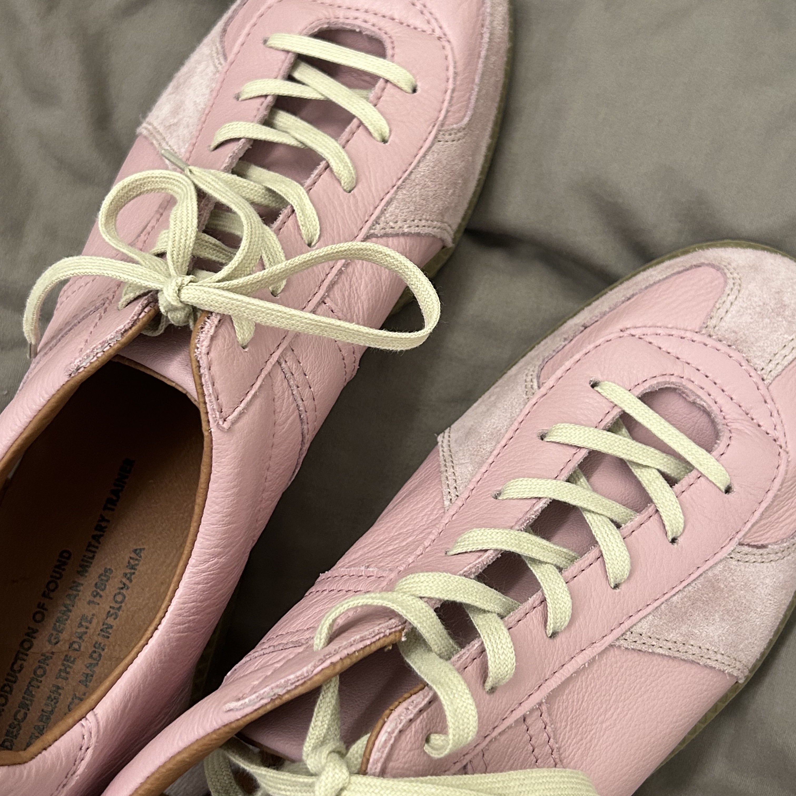 Reproduction of Found German Military Trainer 1700L Light Pink 착용 스타일