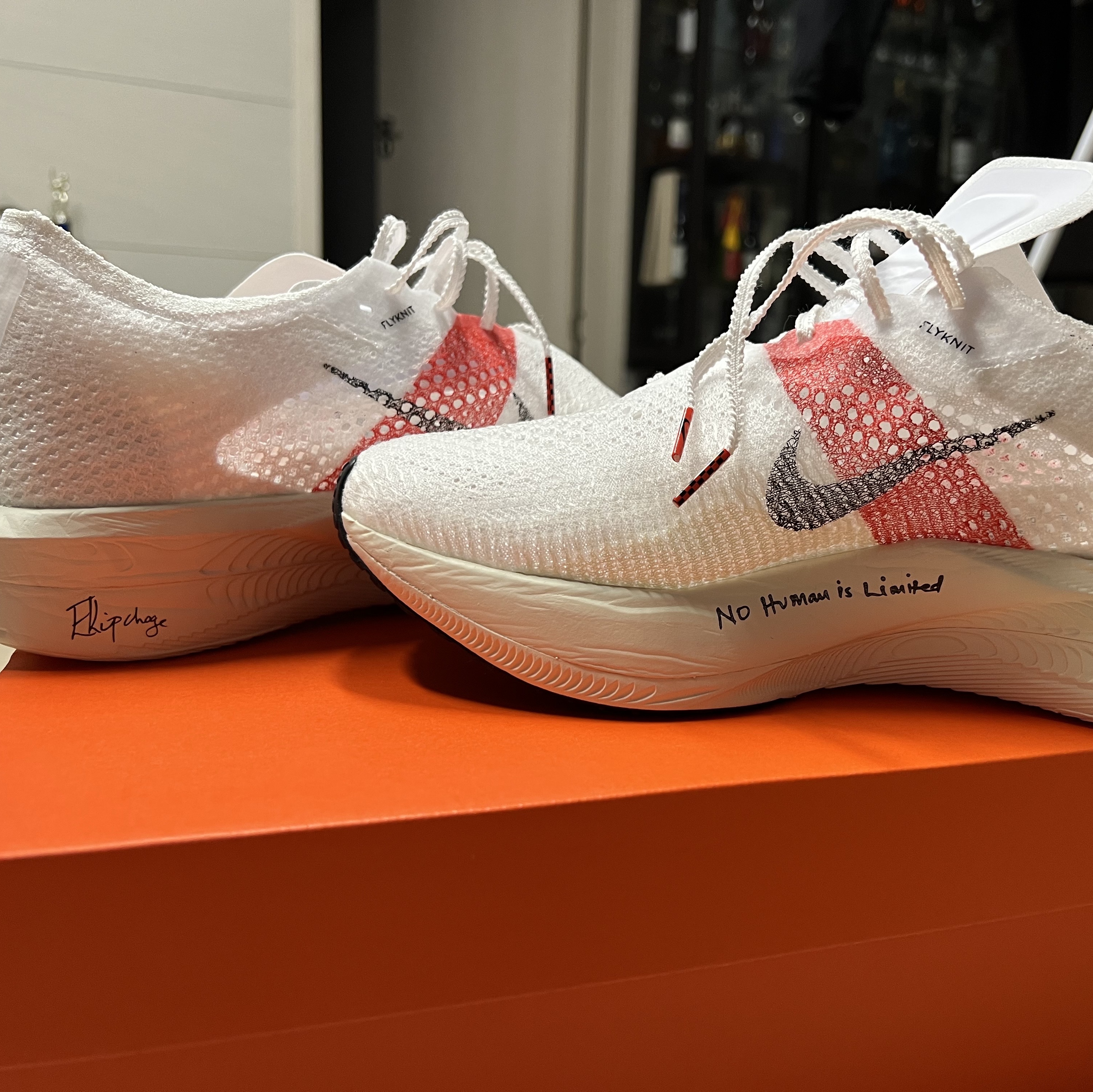 Nike ZoomX Vaporfly Next% 3 Eliud Kipchoge 착용 스타일 - 1