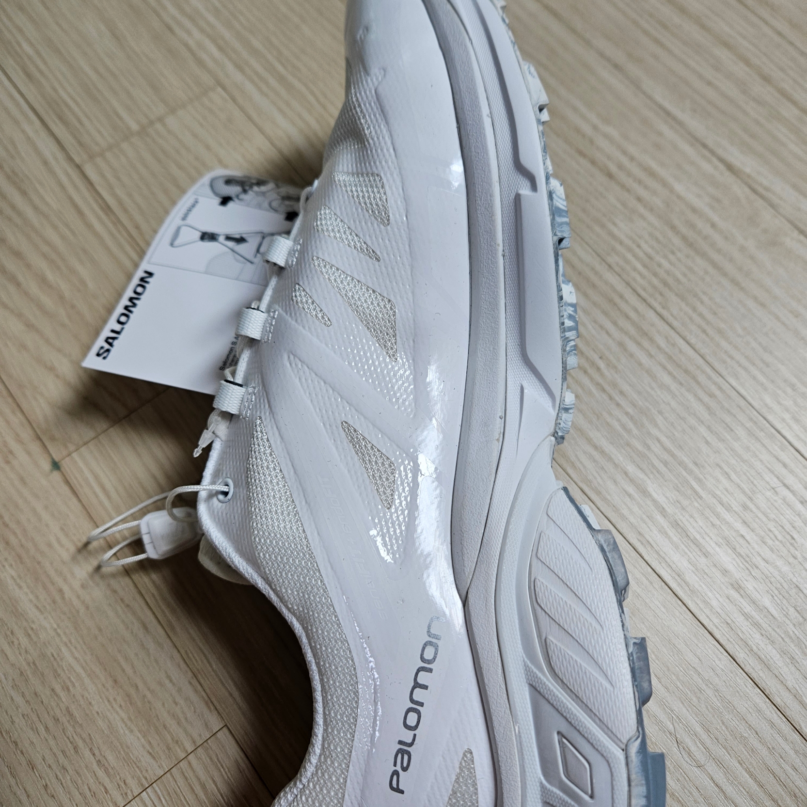 Salomon x Palace XT-Wings 2 White 착용 스타일 - 3