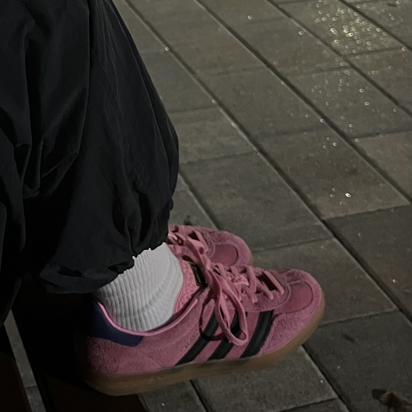 (W) Adidas Gazelle Indoor Bliss Pink 착용 스타일 - 1