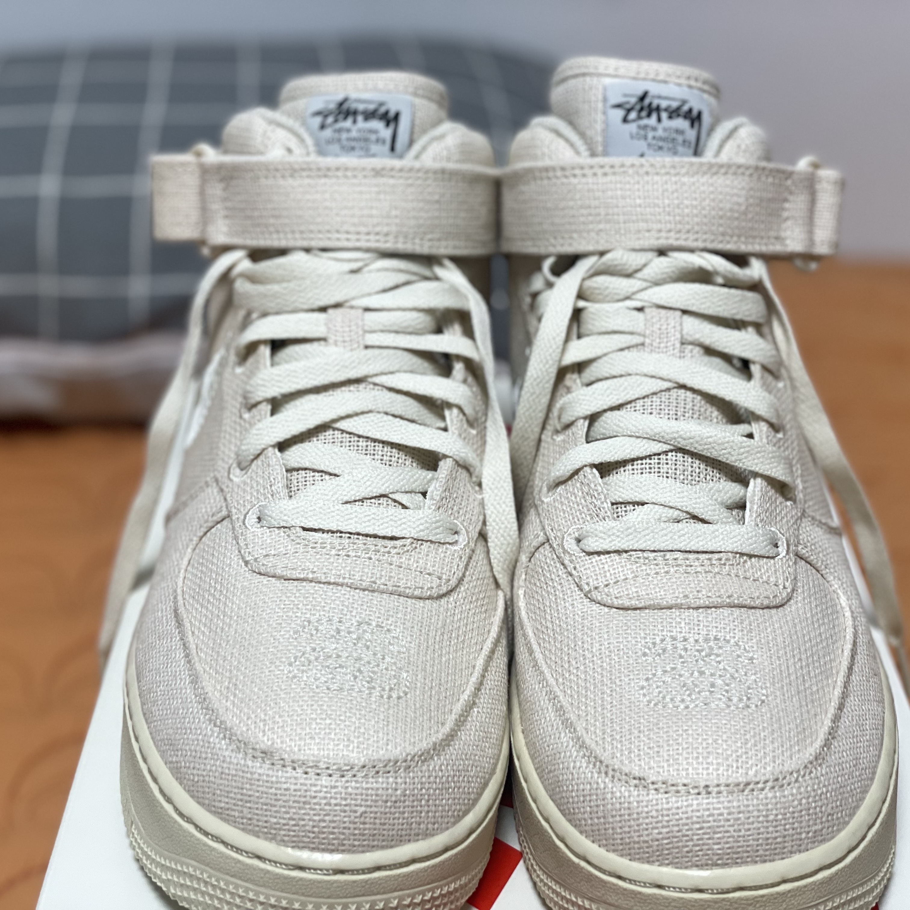 Nike x Stussy Air Force 1 '07 Mid SP Fossil 착용 스타일 - 3