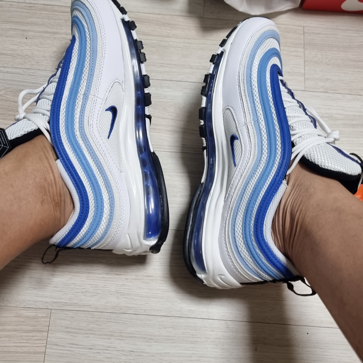 Nike Air Max 97 Blueberry 착용 스타일