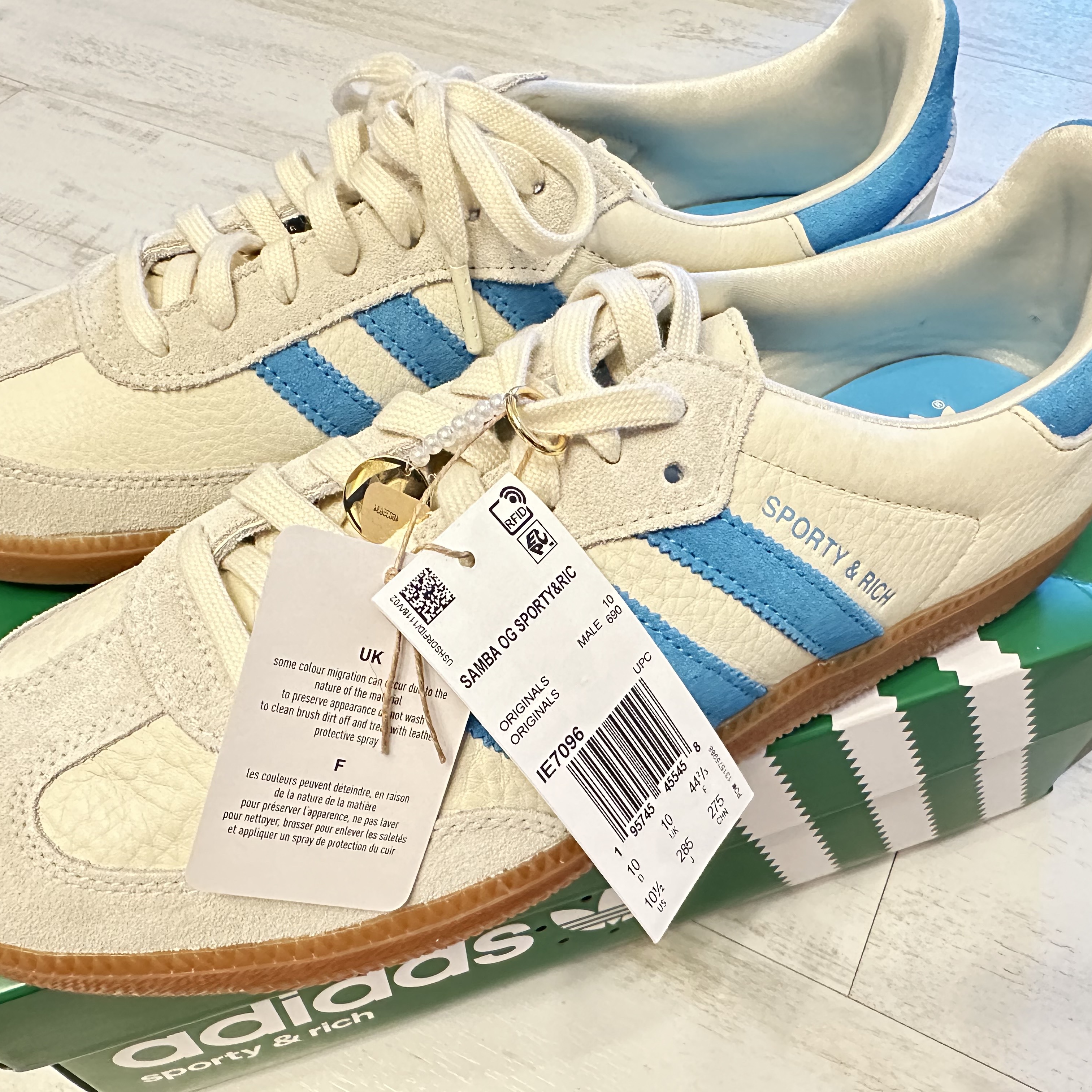 Adidas x Sporty & Rich Samba Cream Blue 착용 스타일
