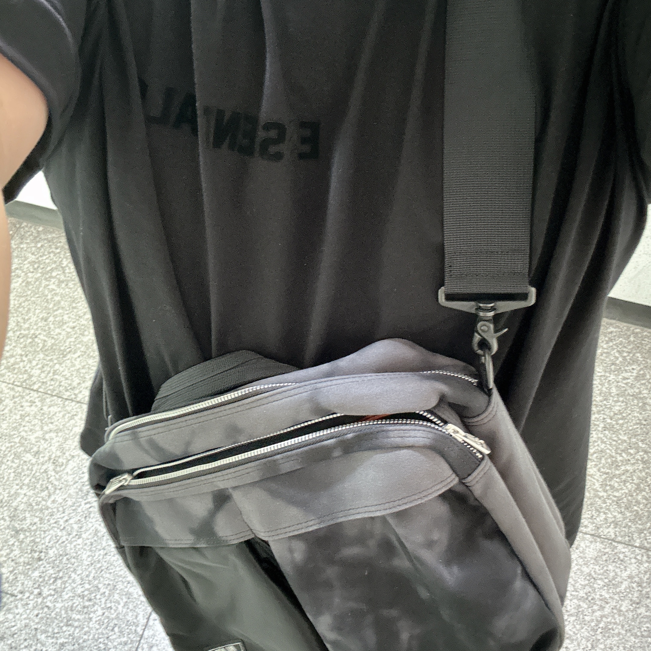 Porter x Palace 2Way Shoulder Bag Black, Essentials The Black Collection V-Neck Black - 23SS 착용 스타일