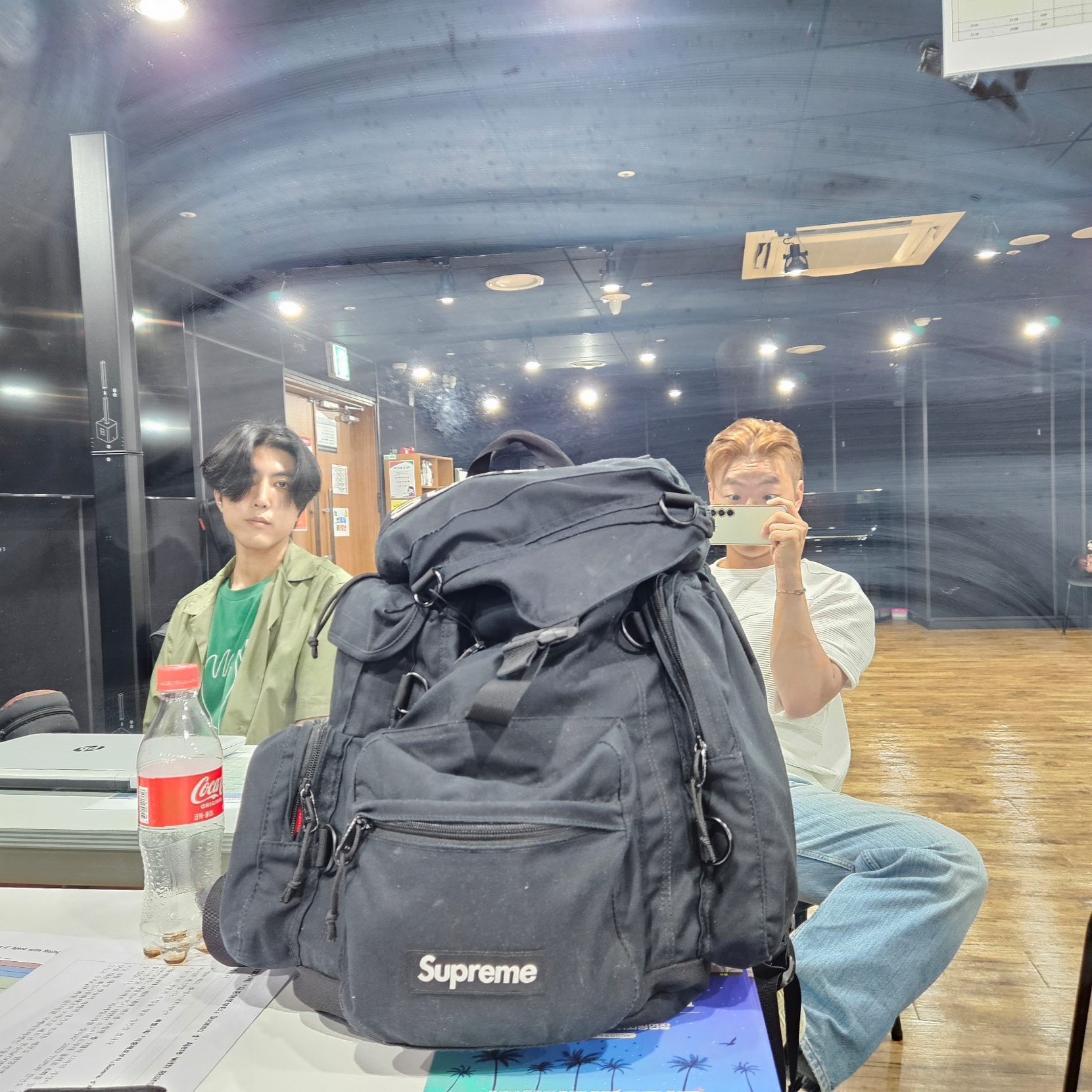 Supreme Field Backpack Black - 23SS 착용 스타일