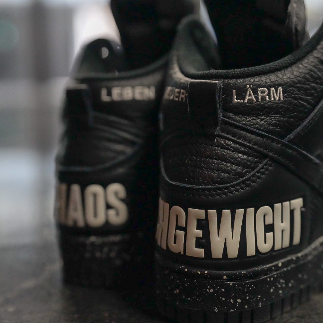 Nike x Undercover Dunk High 1985 Black 착용 스타일 - 2