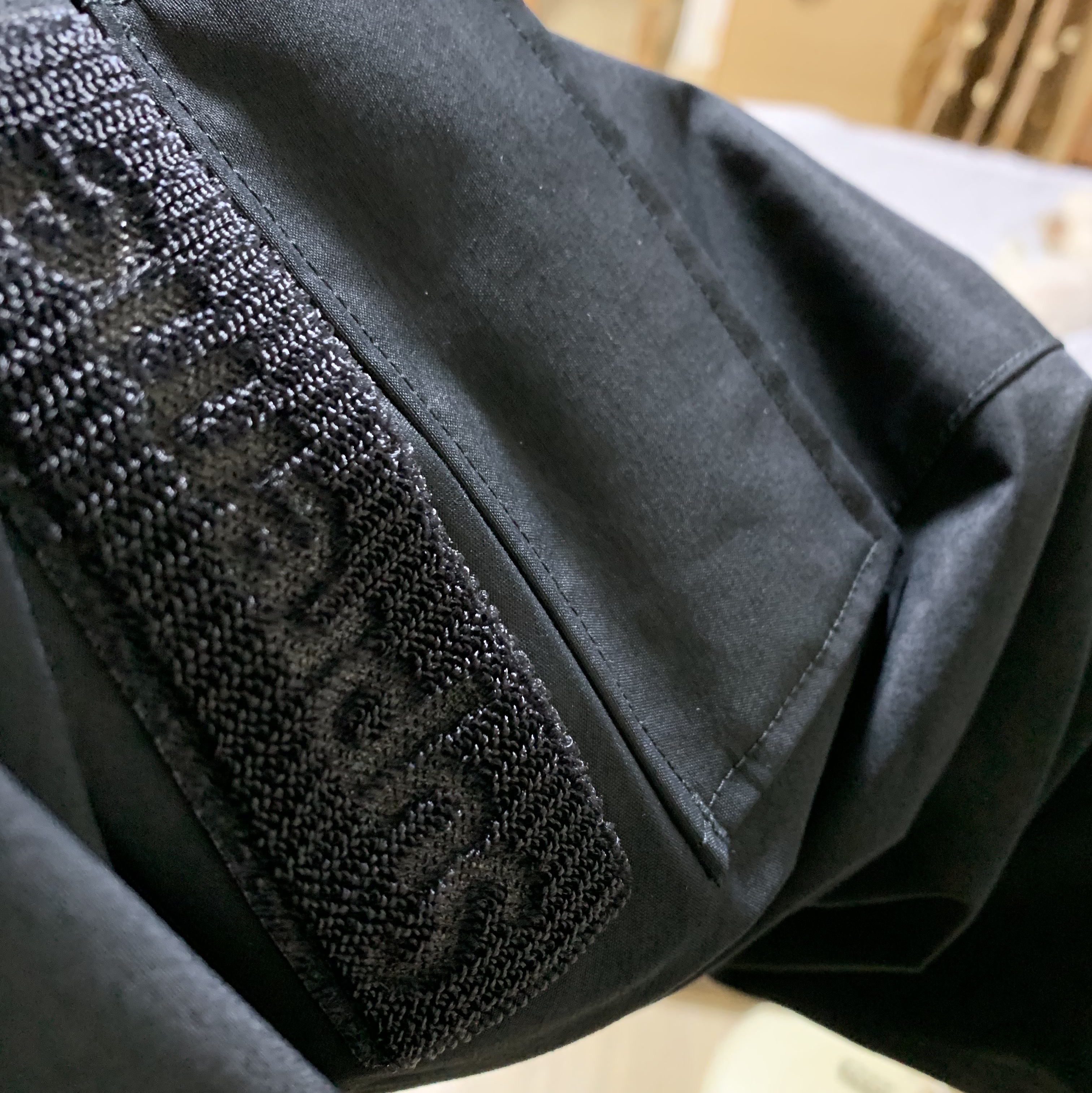 Supreme 2-In-1 Gore-Tex Polartec Liner Jacket Black - 23FW, Supreme Gore-Tex Cargo Pants Black - 23FW 착용 스타일 - 4