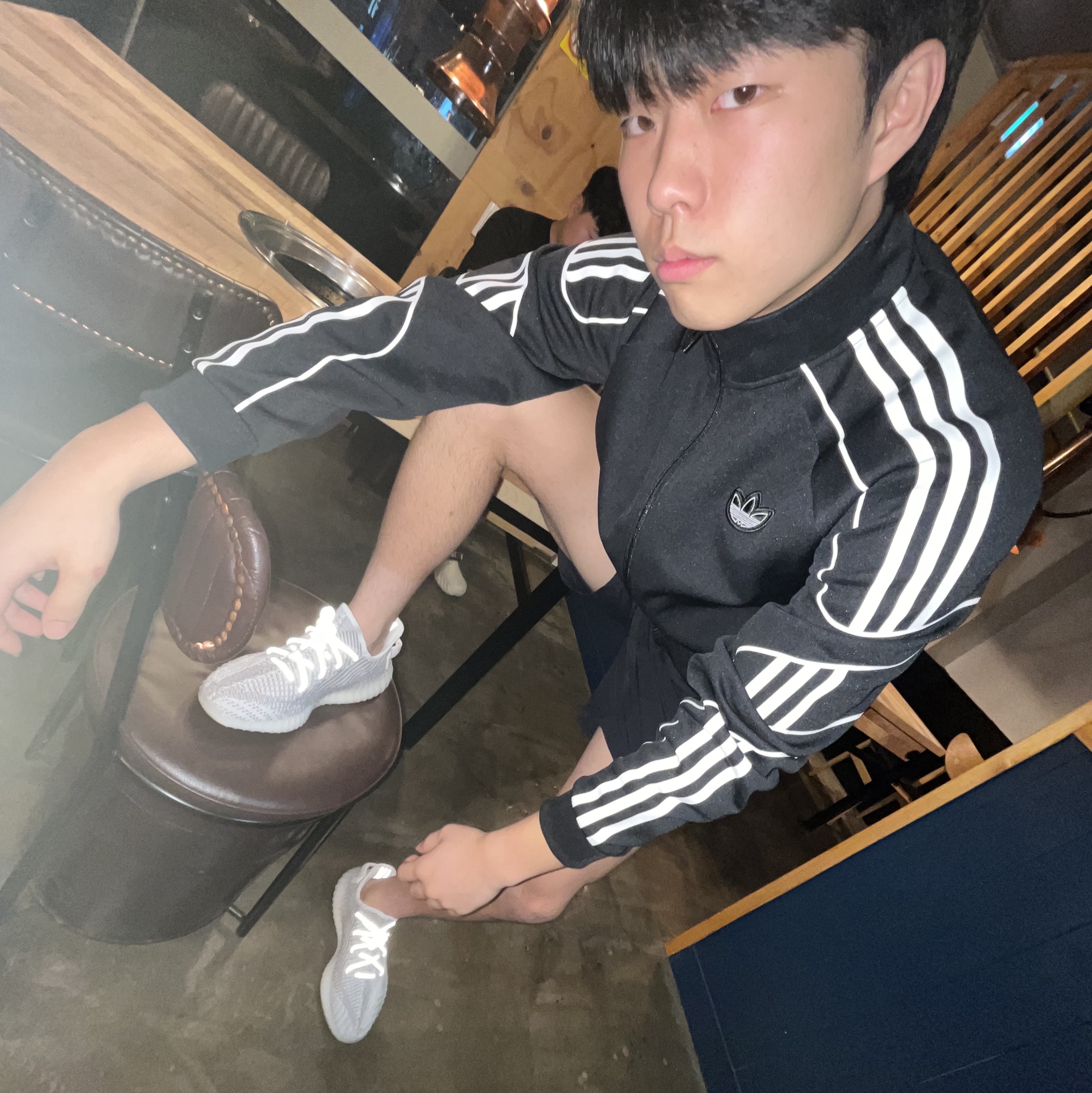 Adidas Yeezy Boost 350 V2 Static 2023 착용 스타일