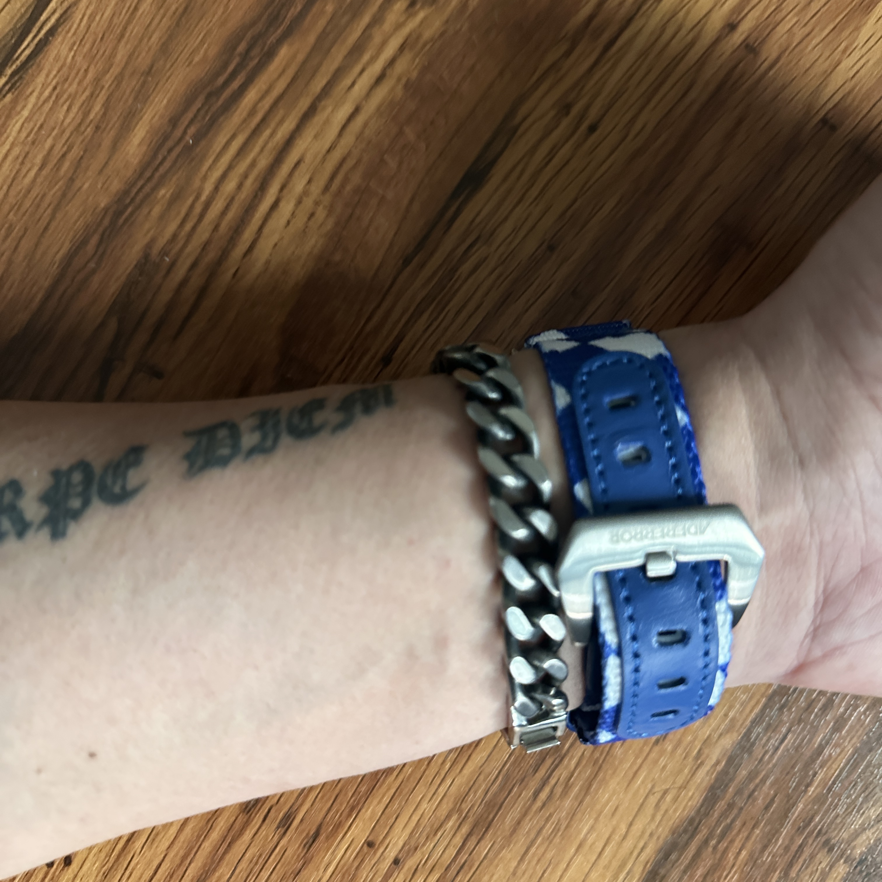Ader Error Tenit Watch Strap Z-Blue 착용 스타일 - 2