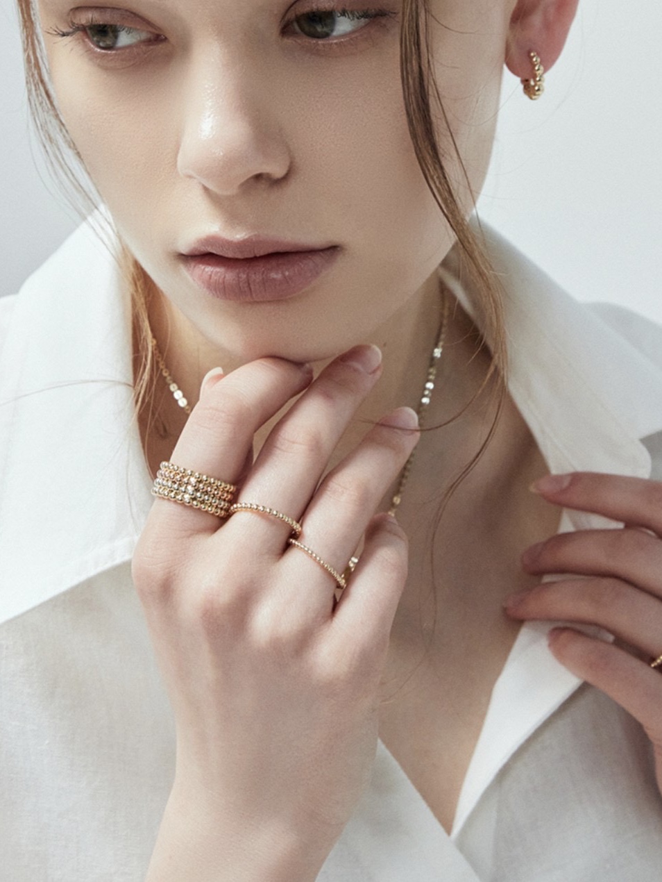Miko Women Vasty Biz S Ring Yellow Gold 착용 스타일