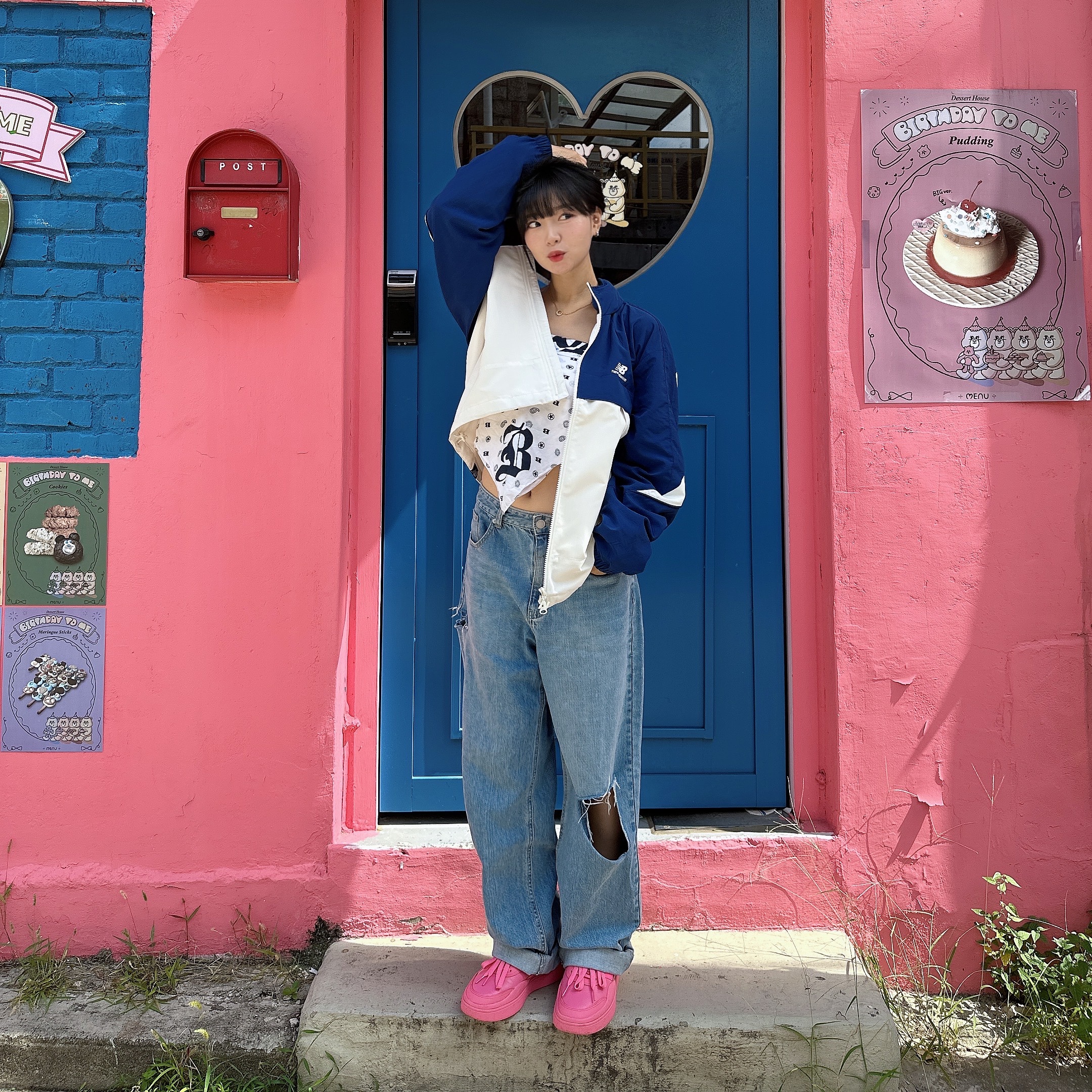 (W) Adidas Osade Pink Fusion 착용 스타일 - 2