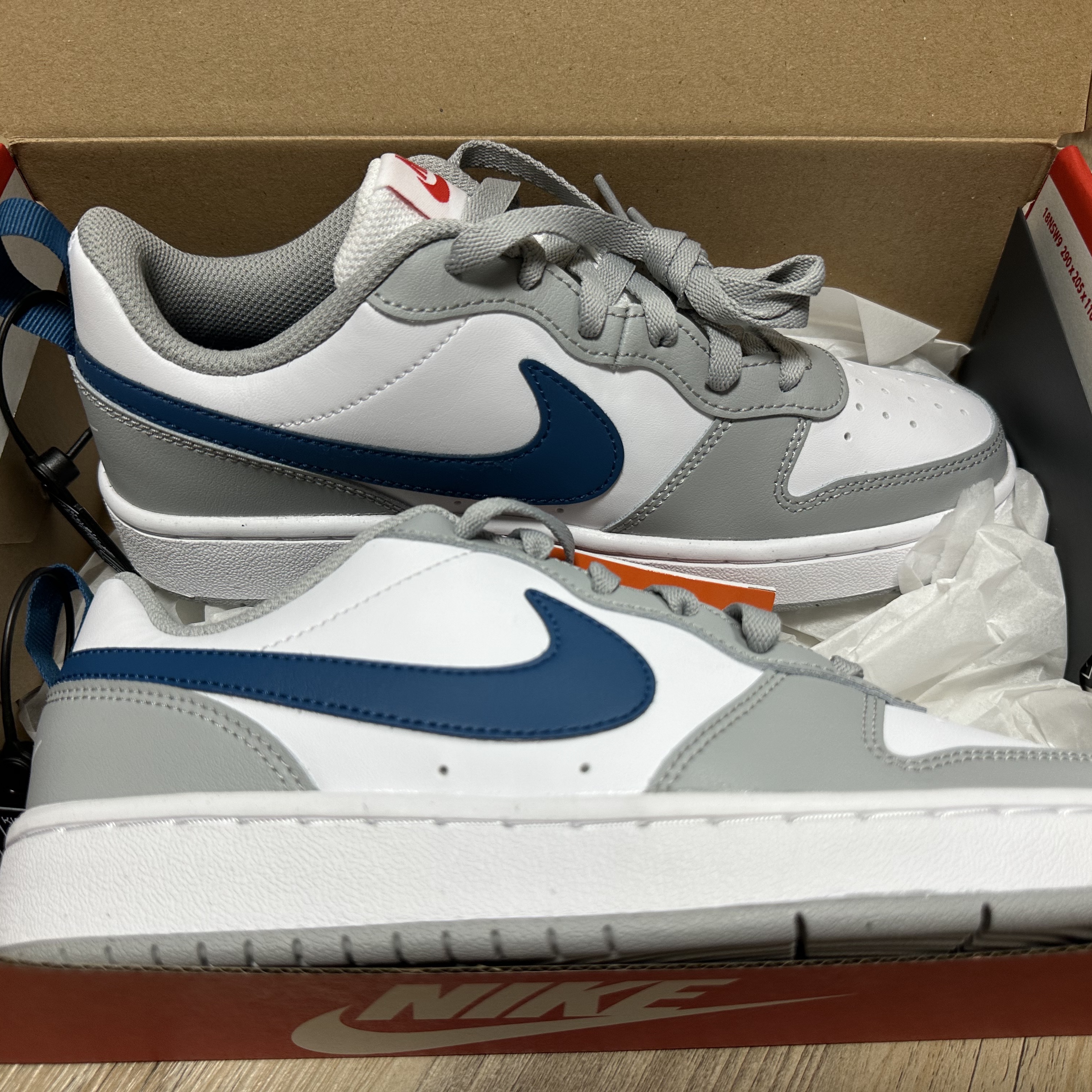 (GS) Nike Court Borough Low 2 Light Smoke Grey 착용 스타일