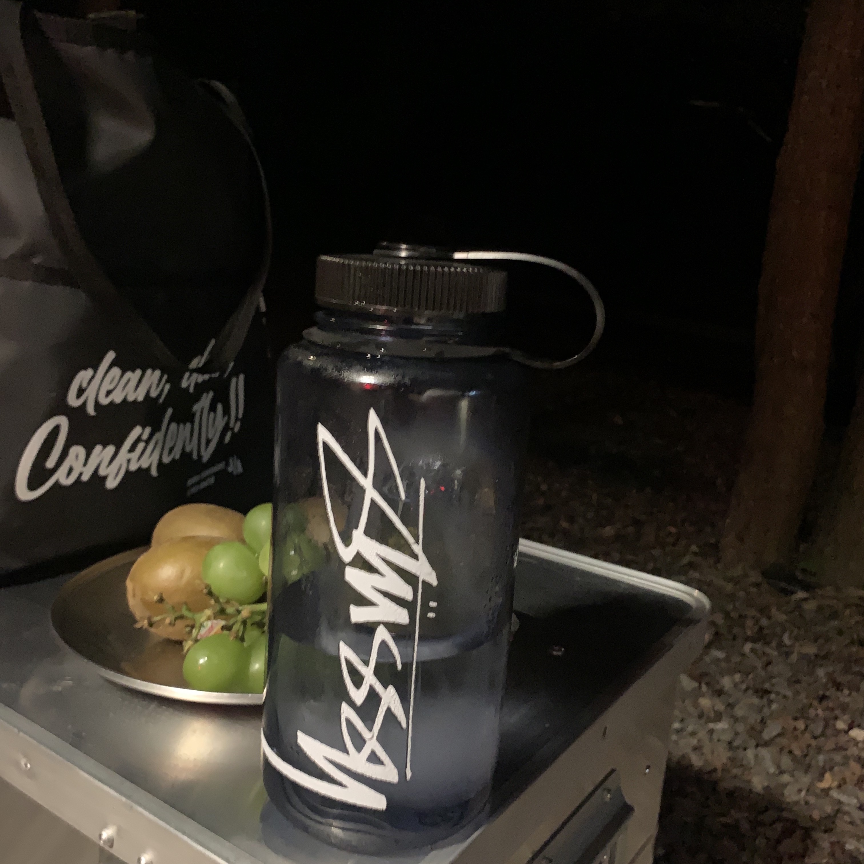 Stussy Nalgene Water Bottle Black 착용 스타일
