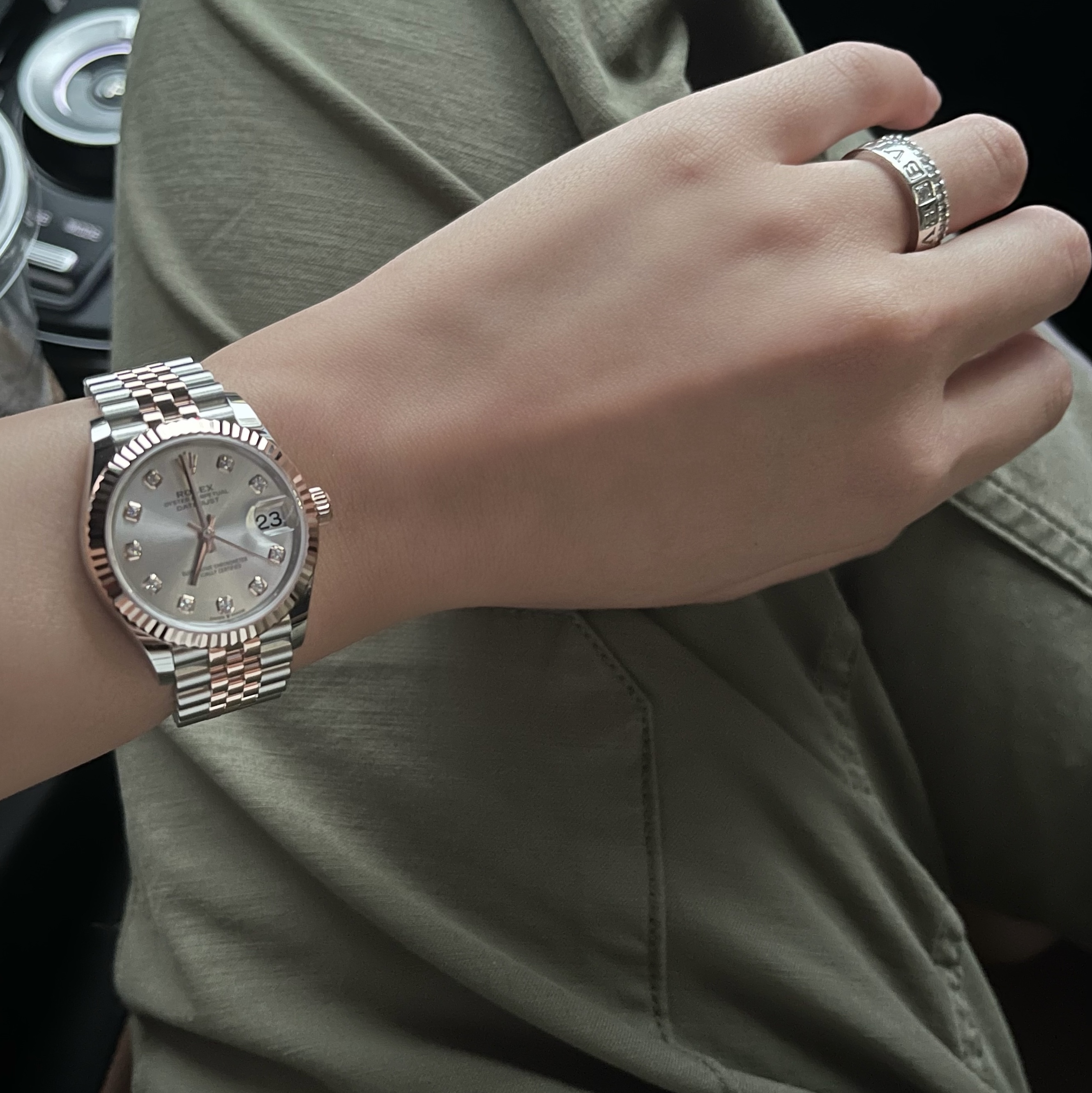 Rolex Datejust 31mm 278271 Silver Diamond-Set Jubilee 착용 스타일