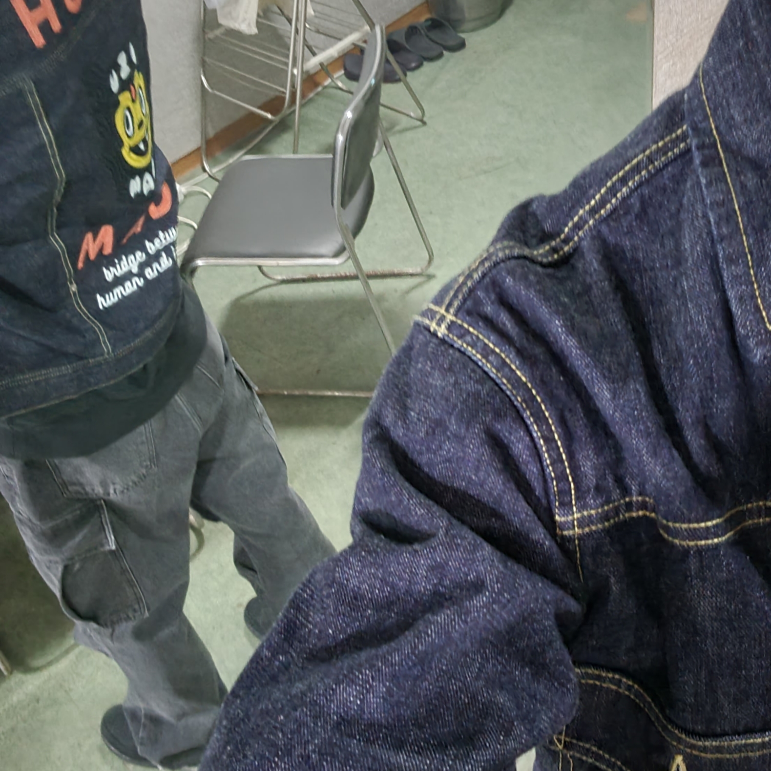 Human Made Uzi Made Denim Jacket Indigo 착용 스타일 - 1