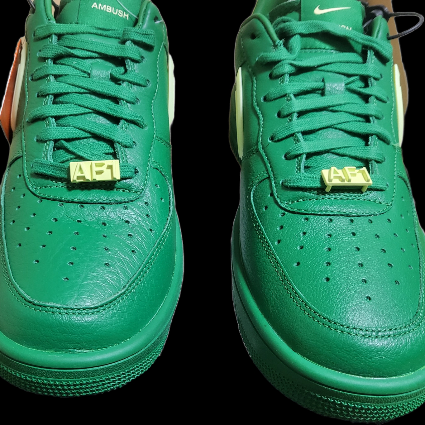 Nike x Ambush Air Force 1 Low SP Pine Green and Citron 착용 스타일 - 1