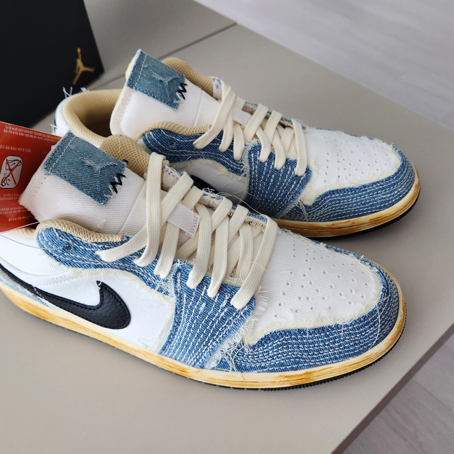 Jordan 1 Low World Make Japan 착용 스타일 - 3