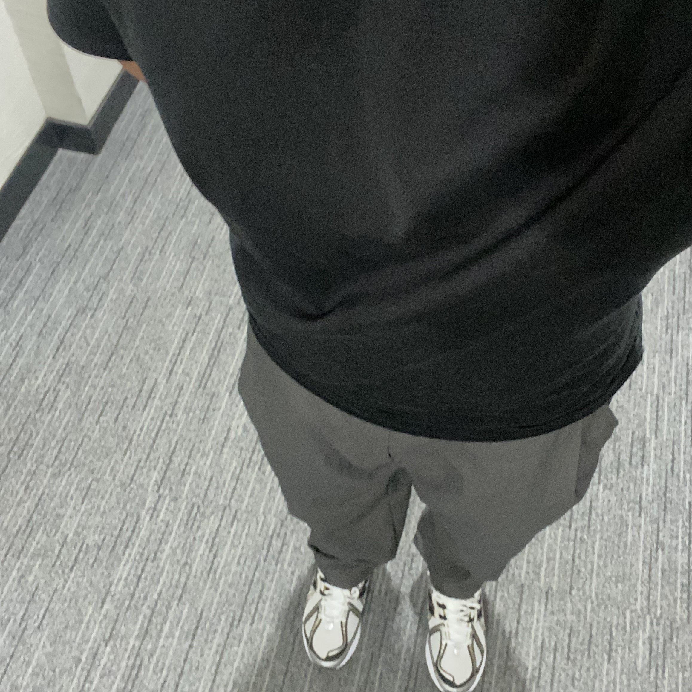 New Balance 1906R White Gold 착용 스타일 - 1